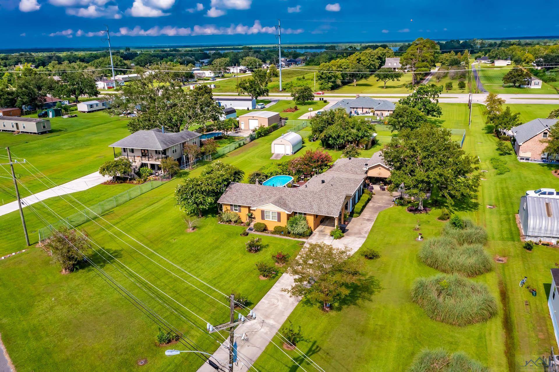 Belle Chasse, LA,12278 Highway 11