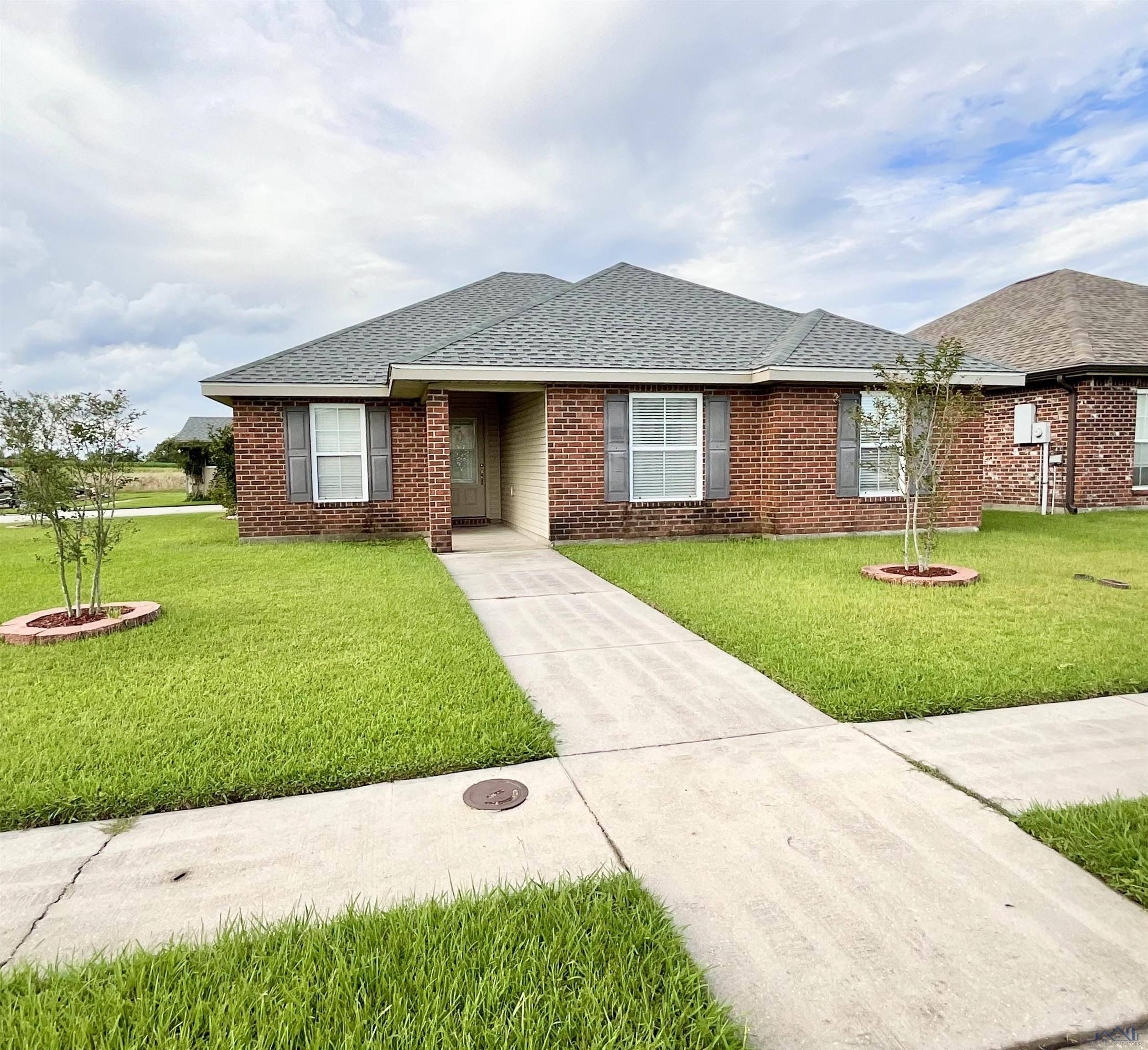 Houma, LA 70363,335 Daralyn Drive