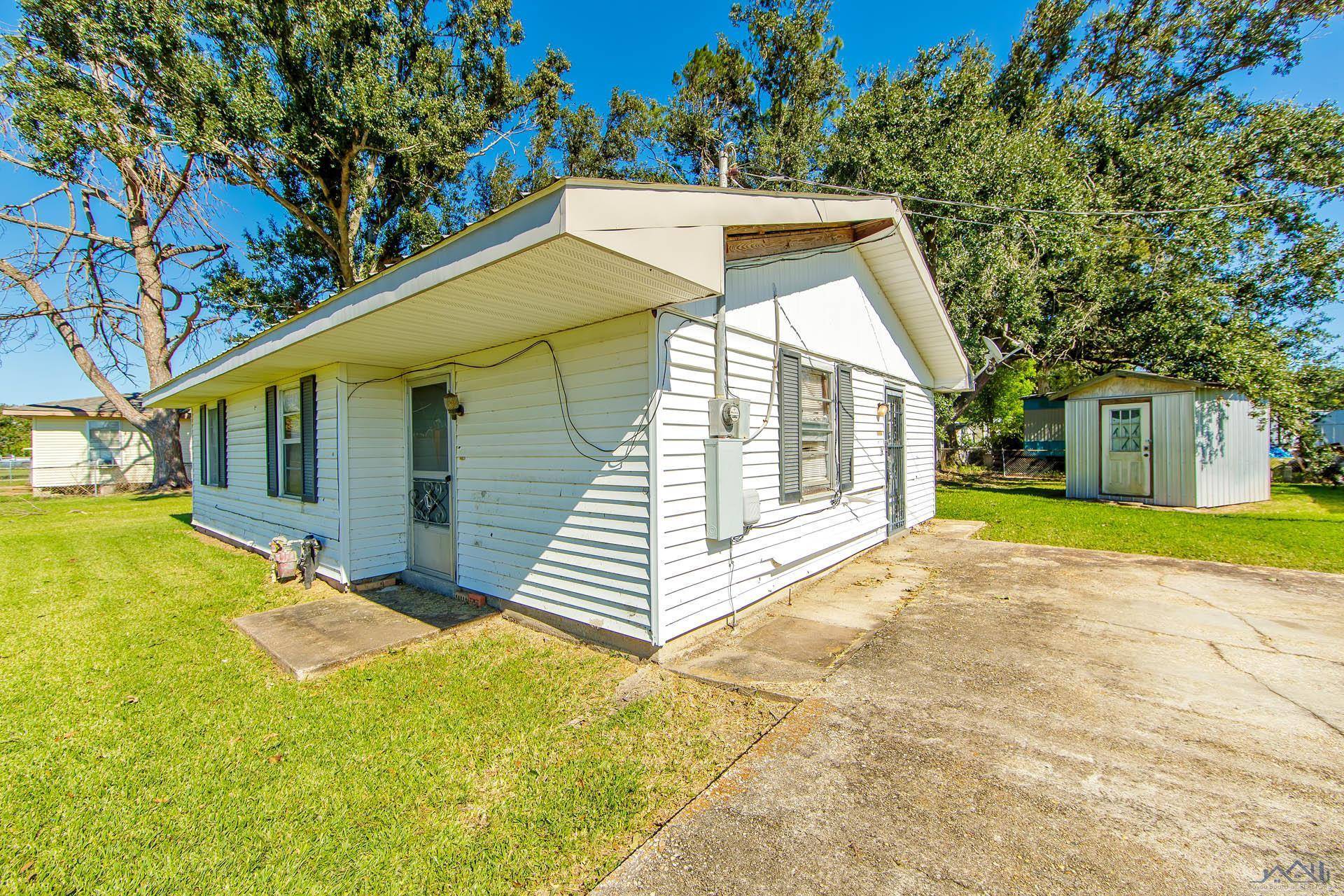 Houma, LA 70364,1206 Lacroix Drive