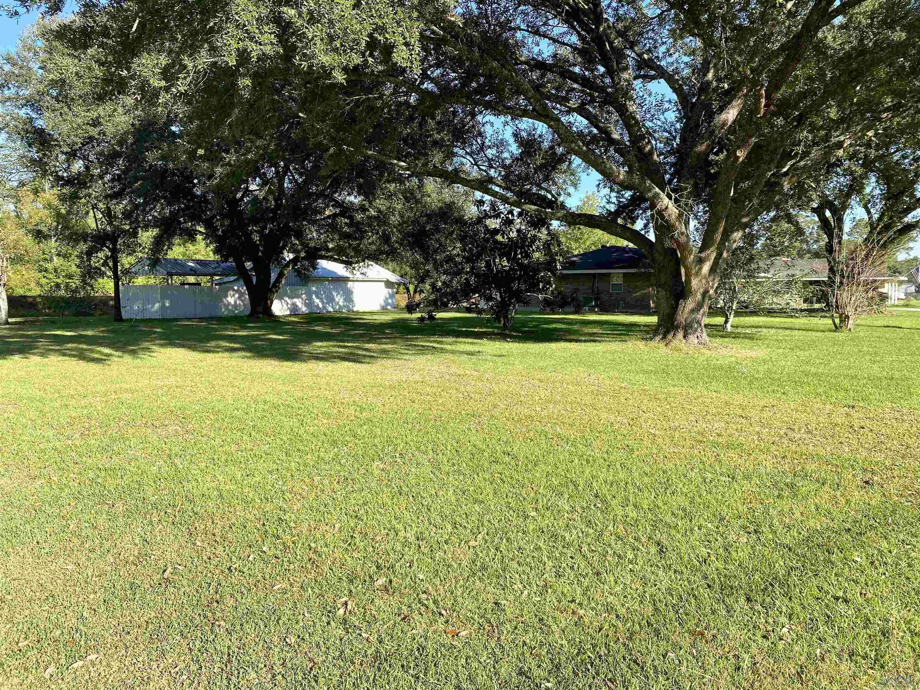 Gibson, LA 70356,622 Cypress St