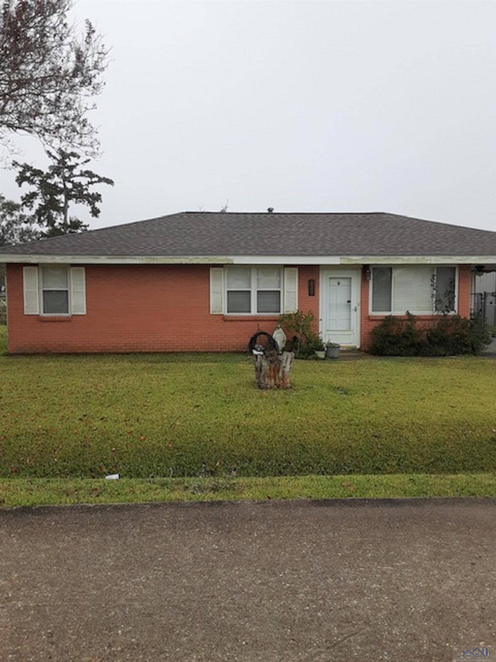 Houma, LA 70360,215 Mike St