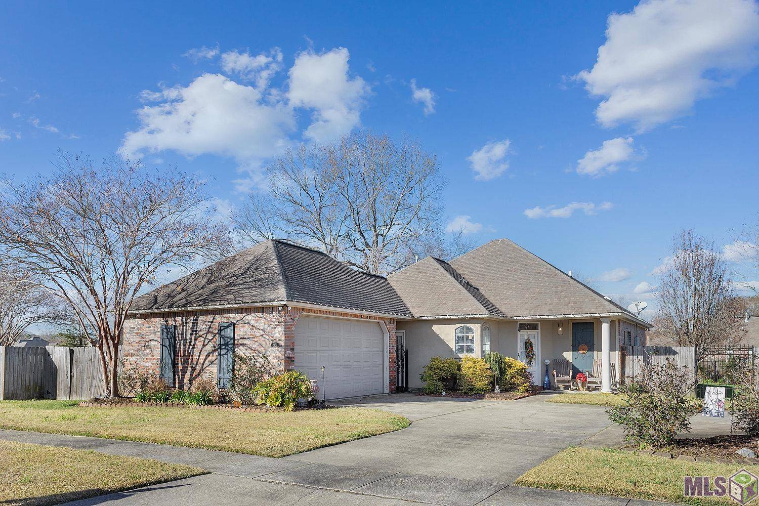 Zachary, LA 70791,2351 Woodbend Dr