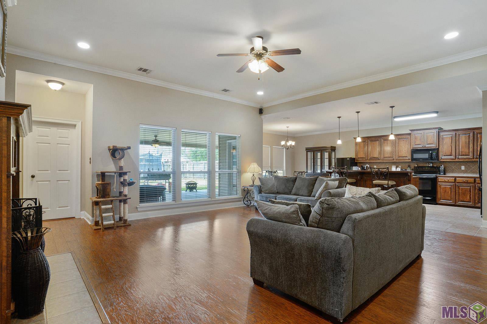 Gonzales, LA 70737,13345 Rue Maison Blvd