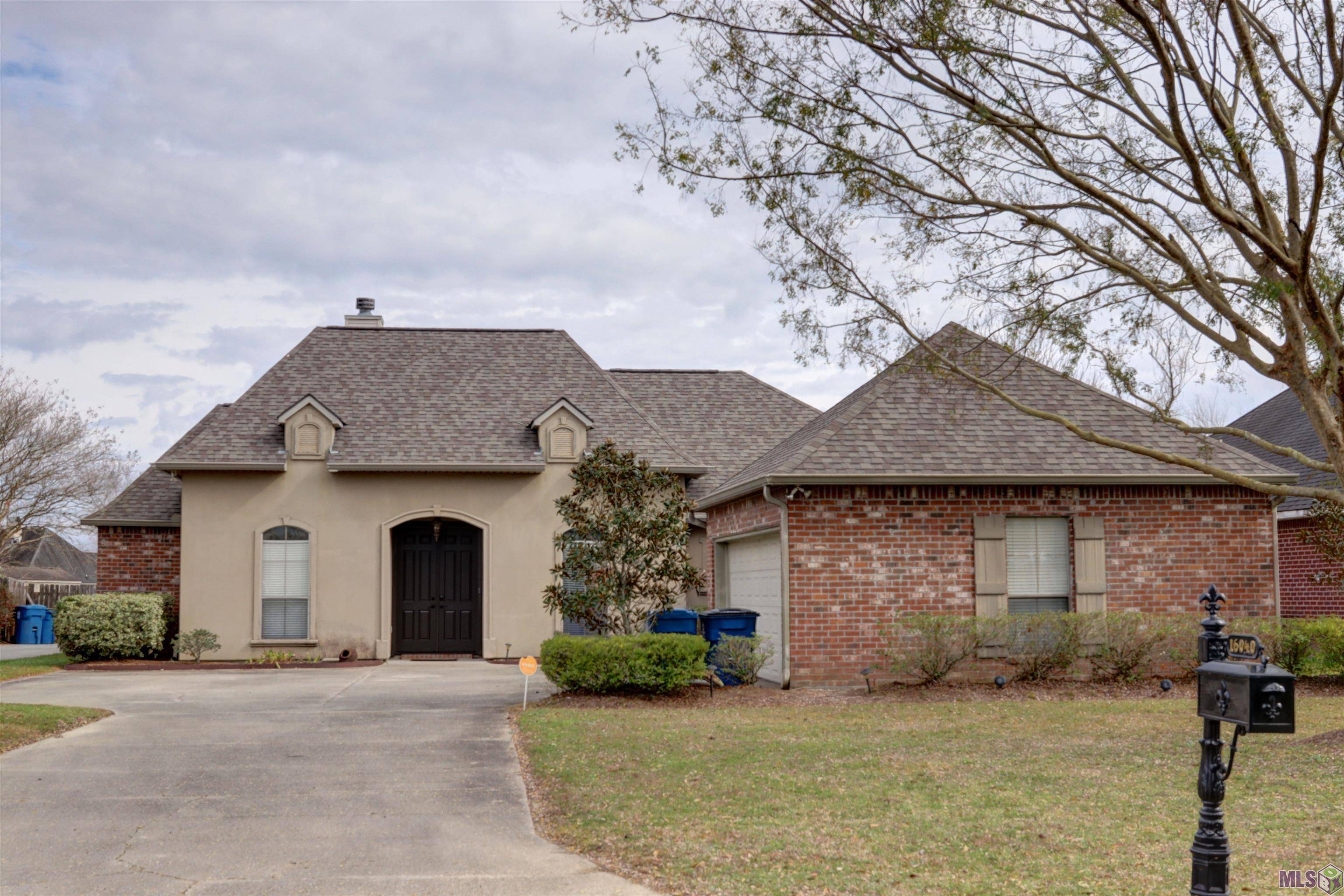 Prairieville, LA 70769,16040 Creekround Dr