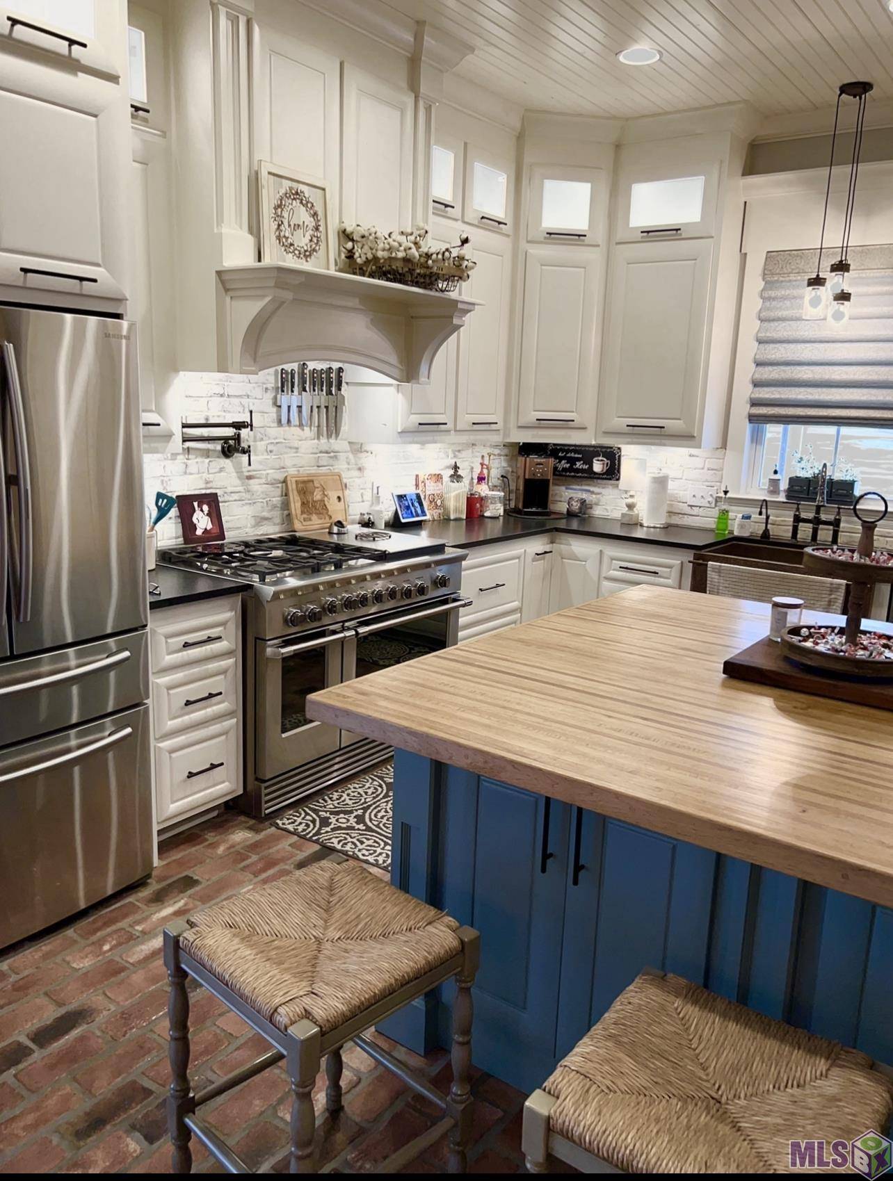 St Gabriel, LA 70776,1900 Bayou Paul Ln