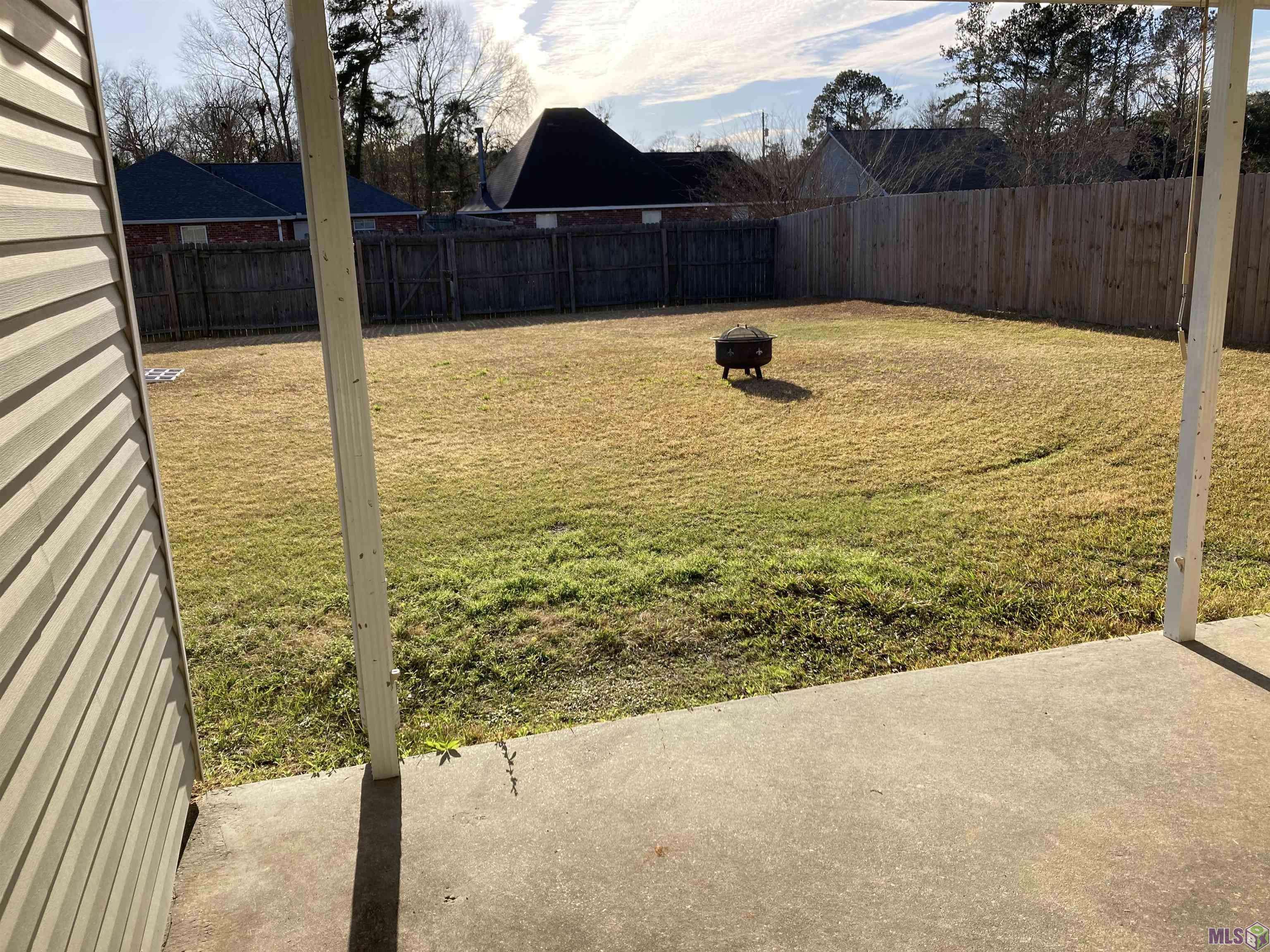 Denham Springs, LA 70706,35101 Quail Creek Dr