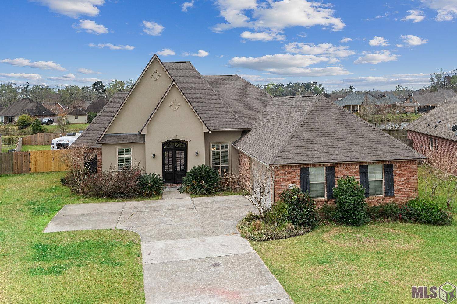 Denham Springs, LA 70726,30889 Creek Valley Dr