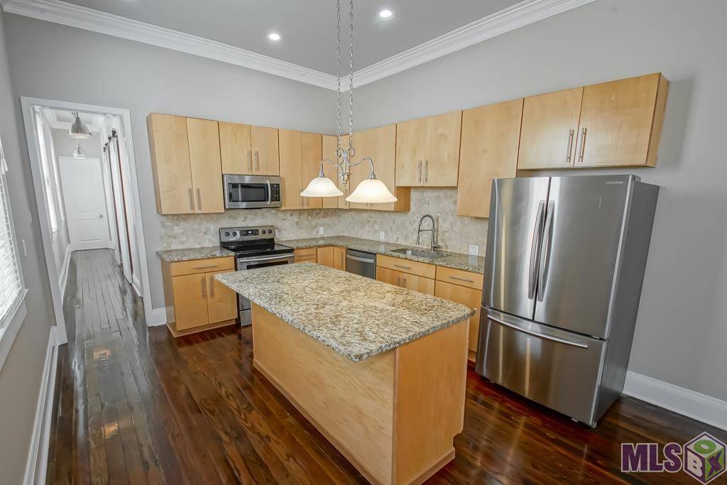 New Orleans, LA 70119,2920-22 Banks ##2920/2922