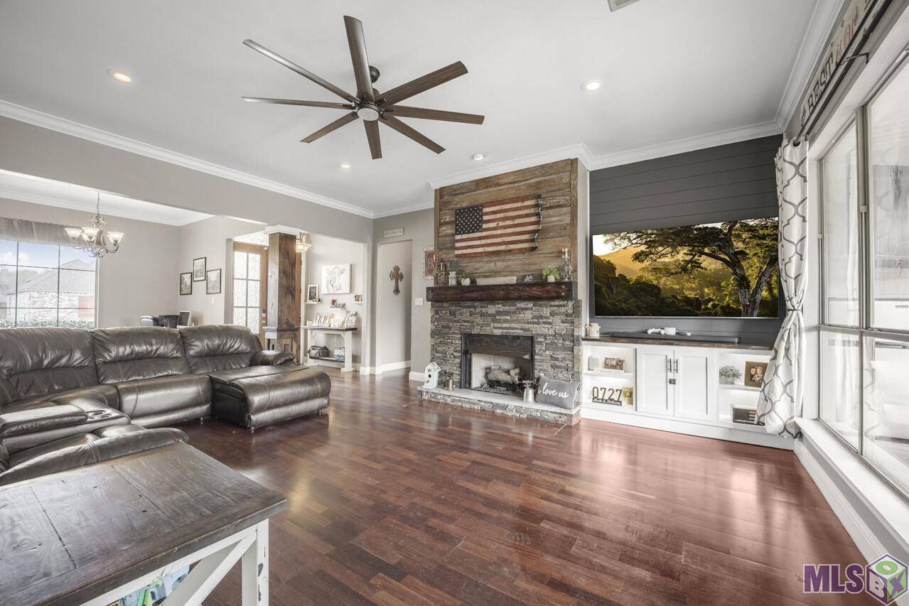 Zachary, LA 70791,4250 Hidden Pass Dr
