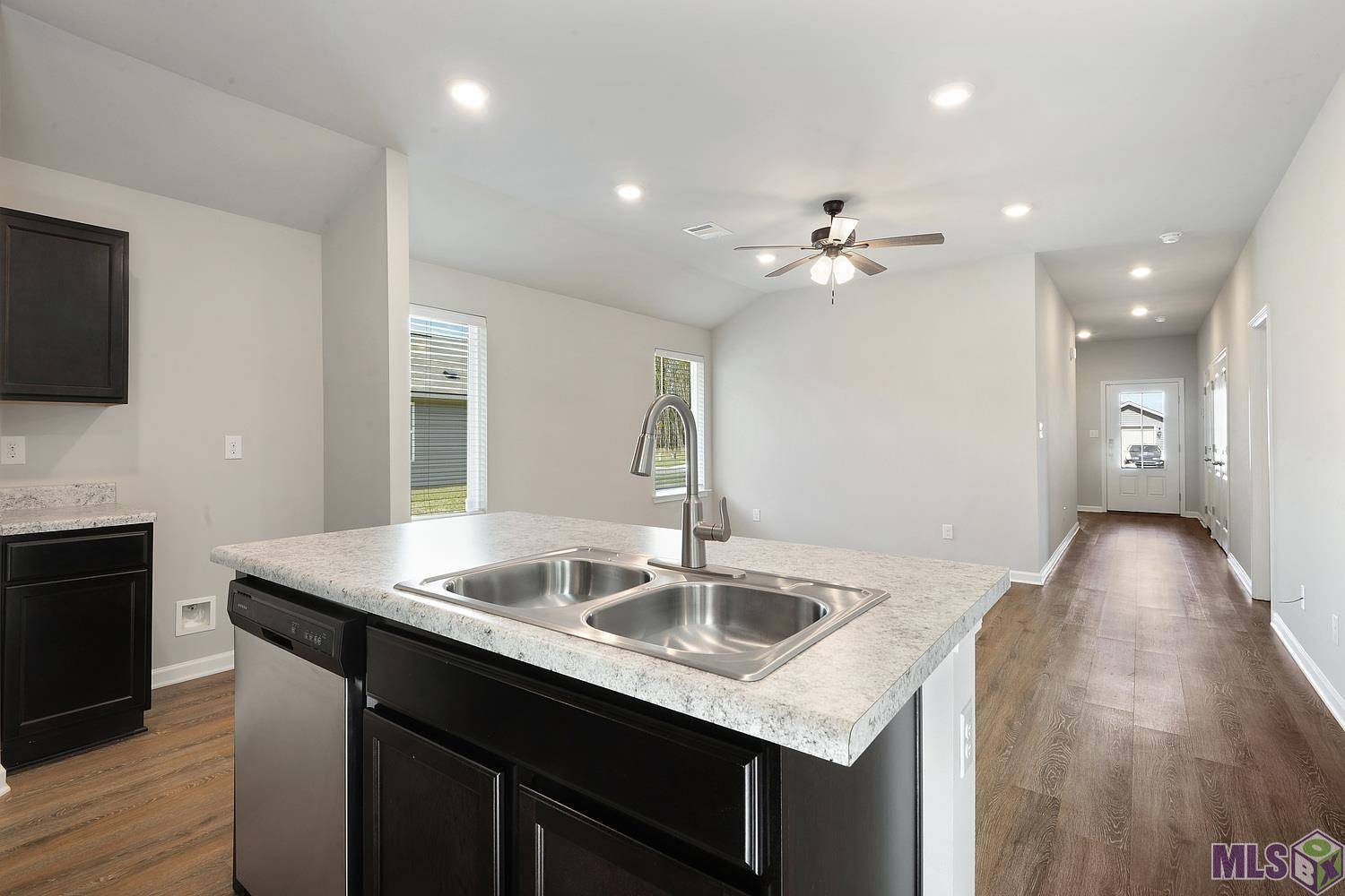 Walker, LA 70785,33419 Hyacinth St