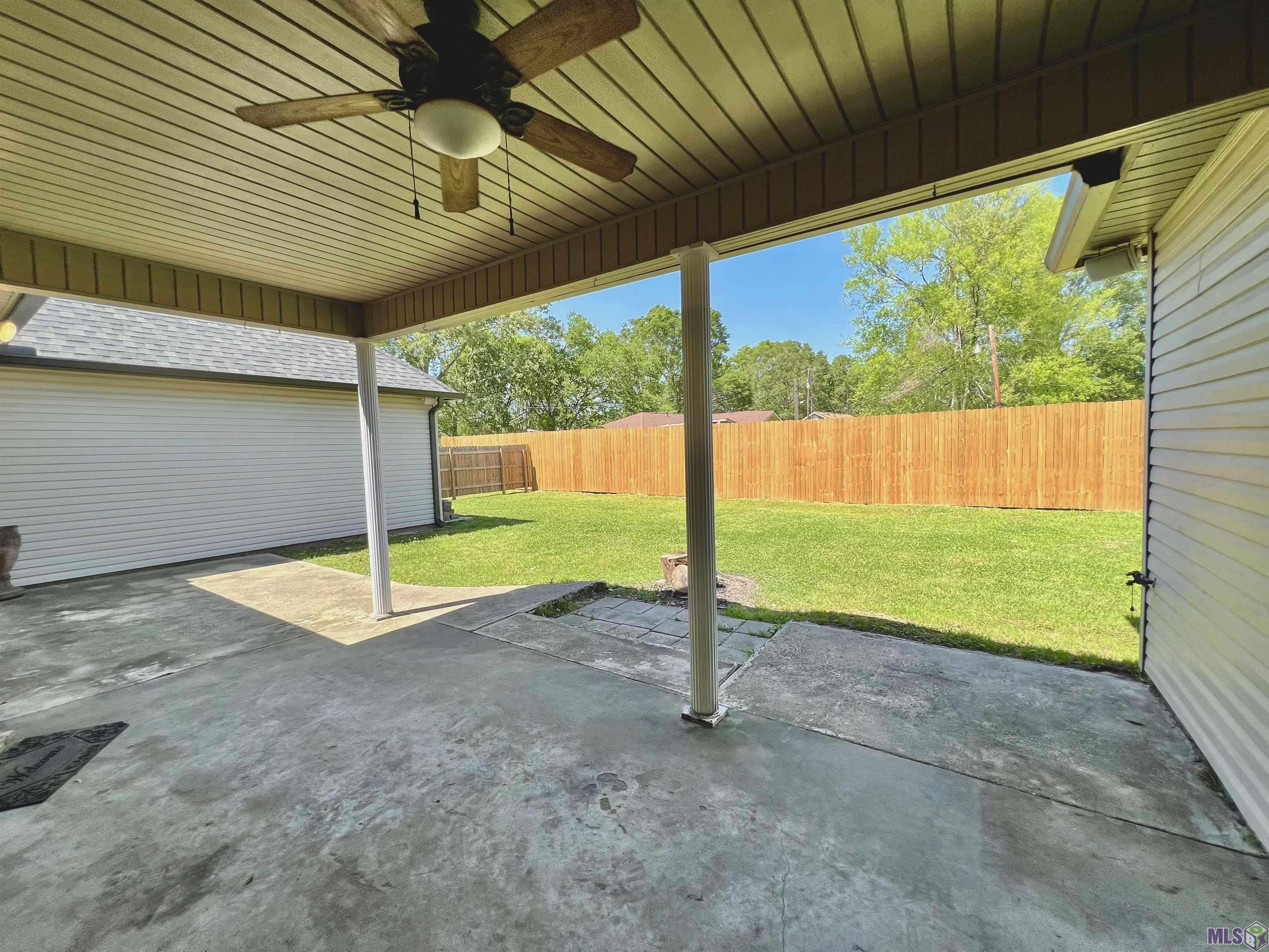 Prairieville, LA 70769,36274 The Bluffs Ave