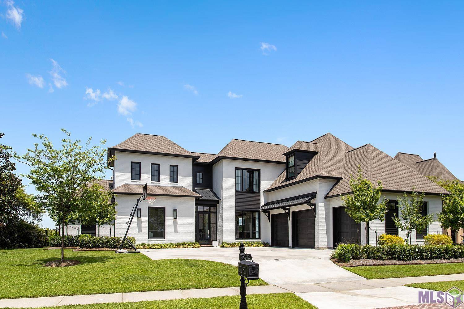 Zachary, LA 70791,2477 S Turnberry Ave