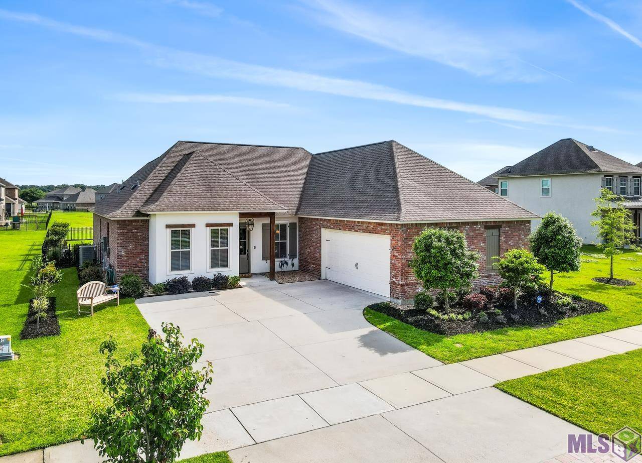 Zachary, LA 70791,1928 Royal Aberdeen Ave