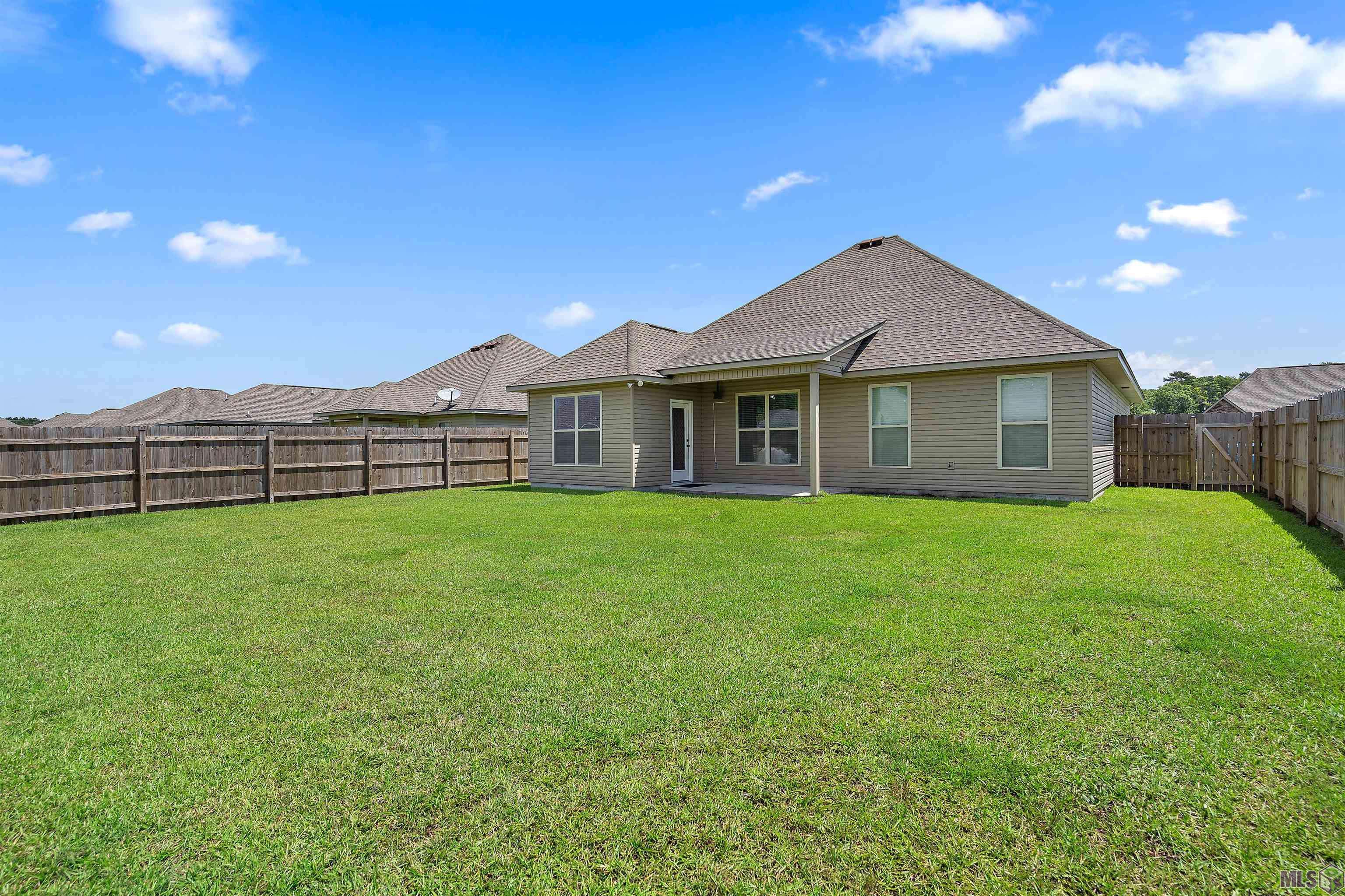 Denham Springs, LA 70726,26555 Old Barnwood Ave