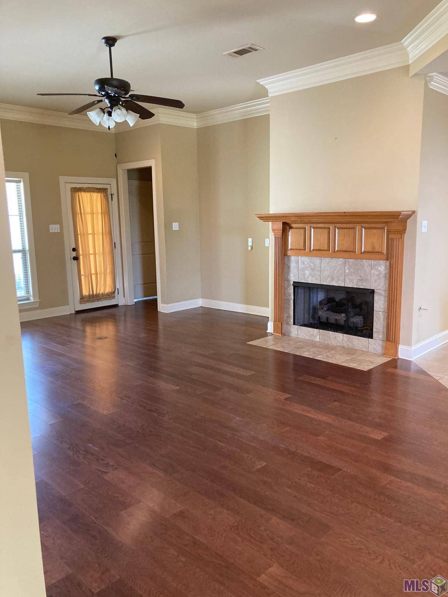 Zachary, LA 70791,2643 Middle Towne Rd