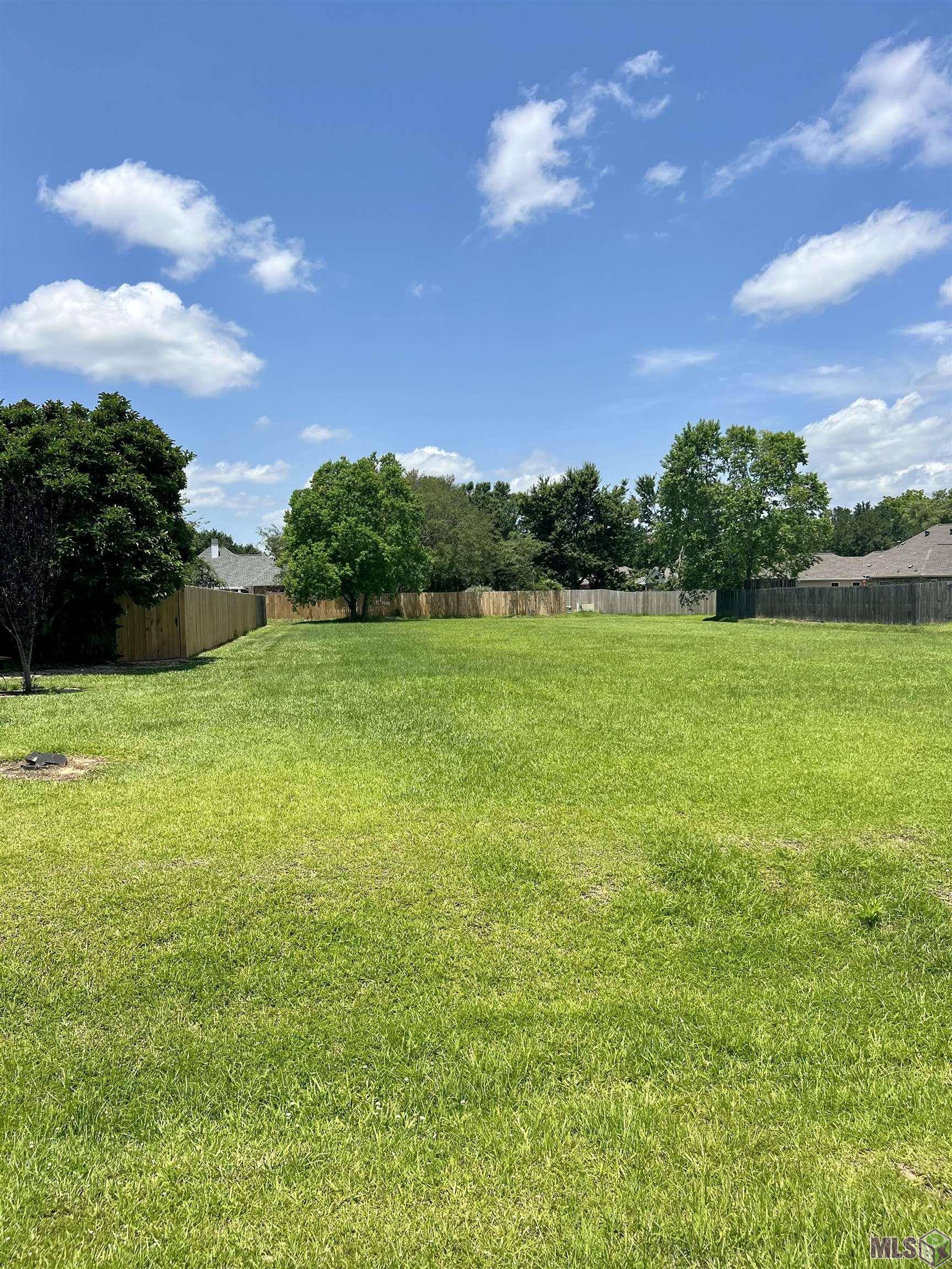 Denham Springs, LA 70706,36507 Lucas Dr