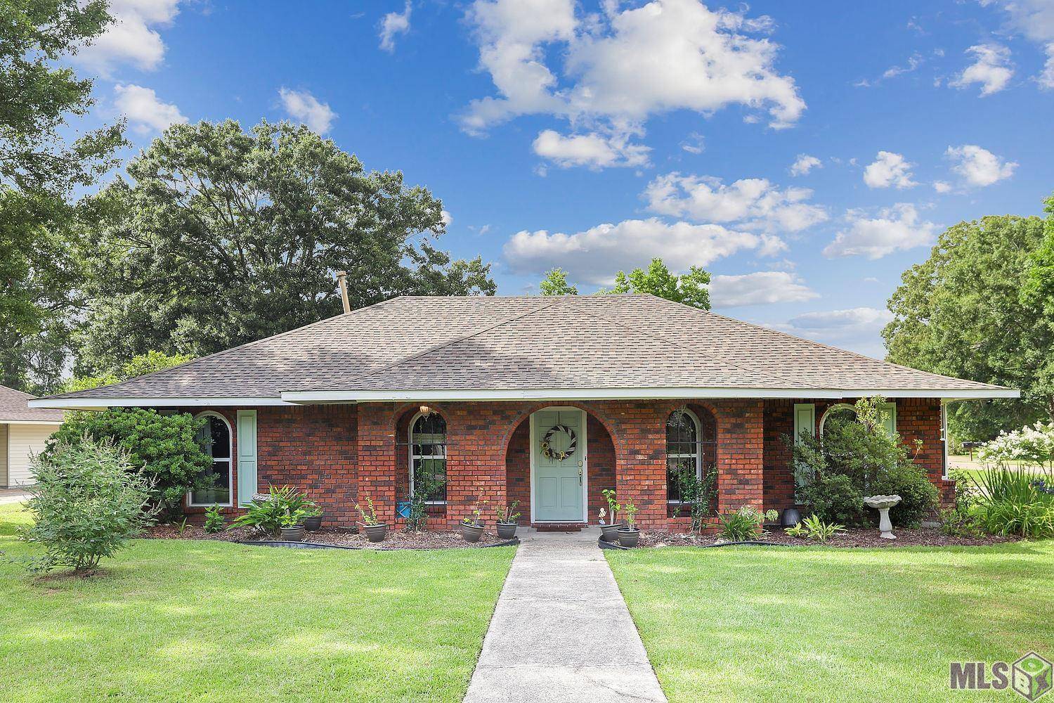 Pride, LA 70770,14249 Heatherton Ave