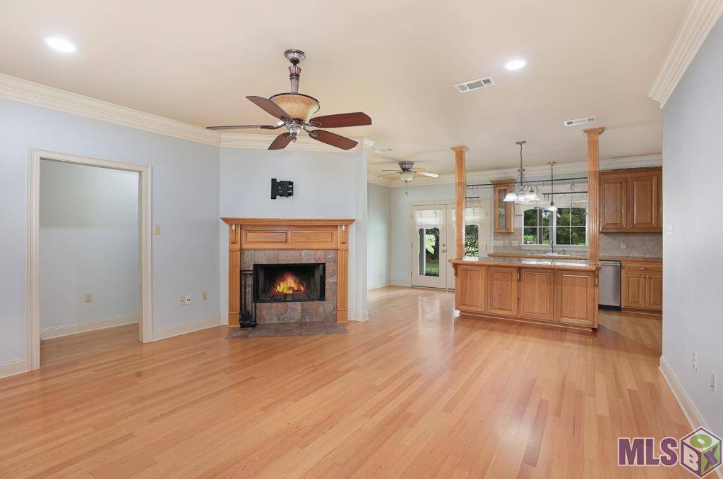 Zachary, LA 70791,8922 Munson Dr