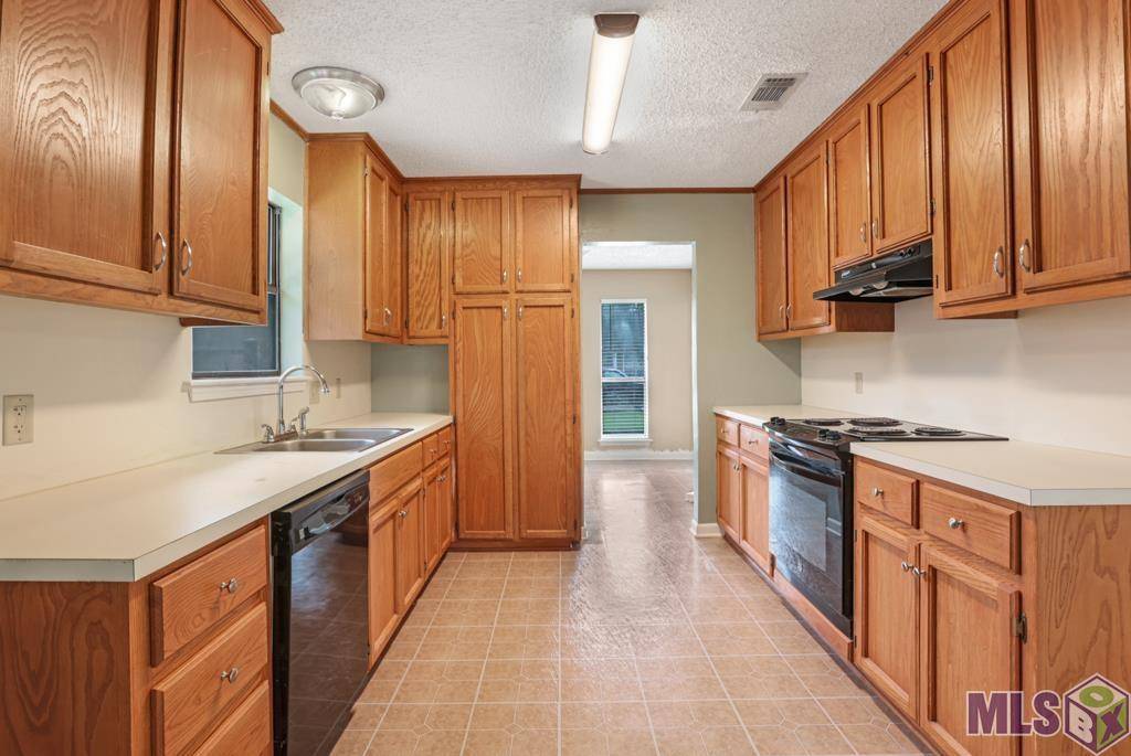 Baton Rouge, LA 70816,1834 E Marsden Pl