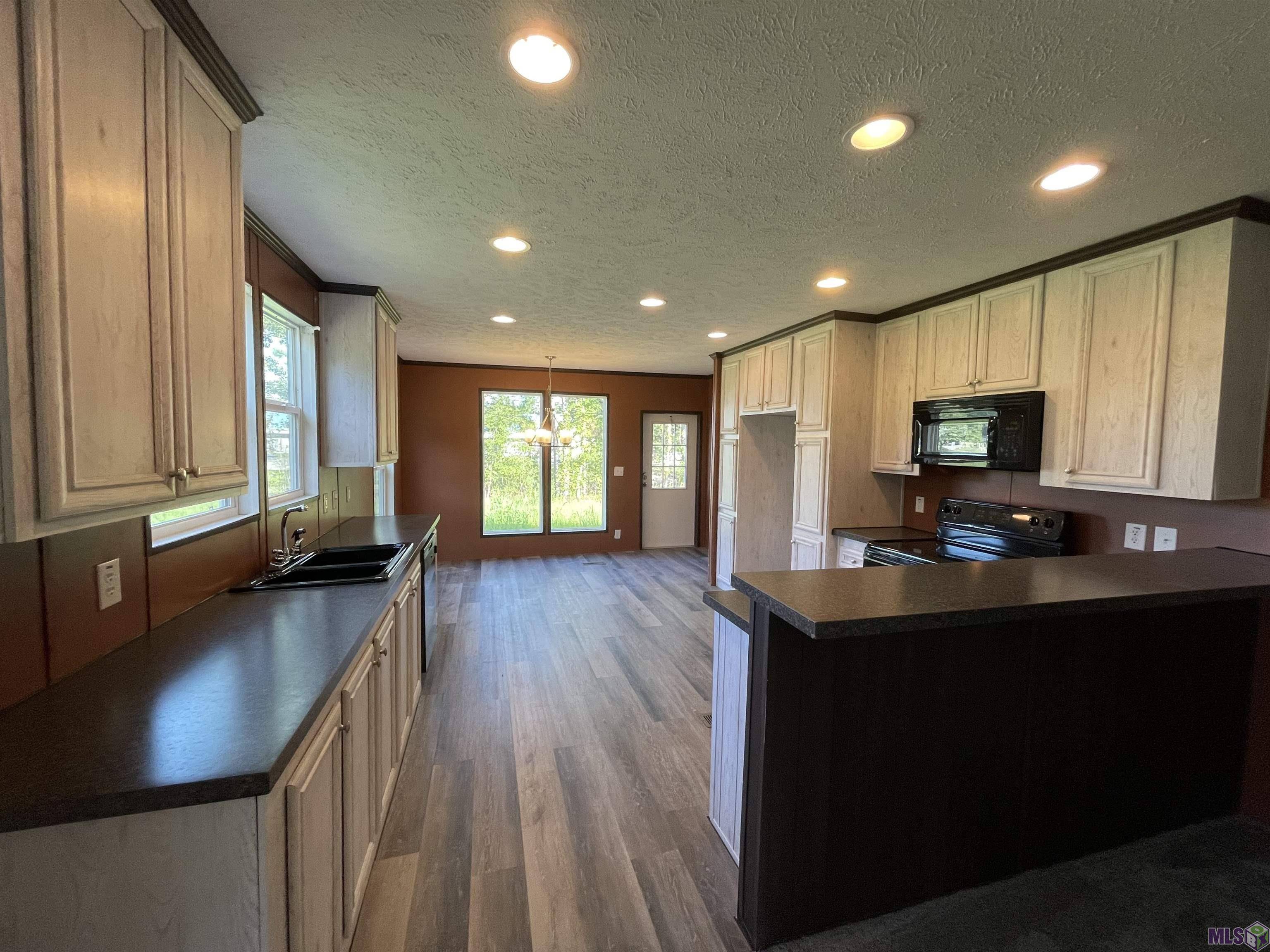 Springfield, LA 70462,23932 Coats Rd