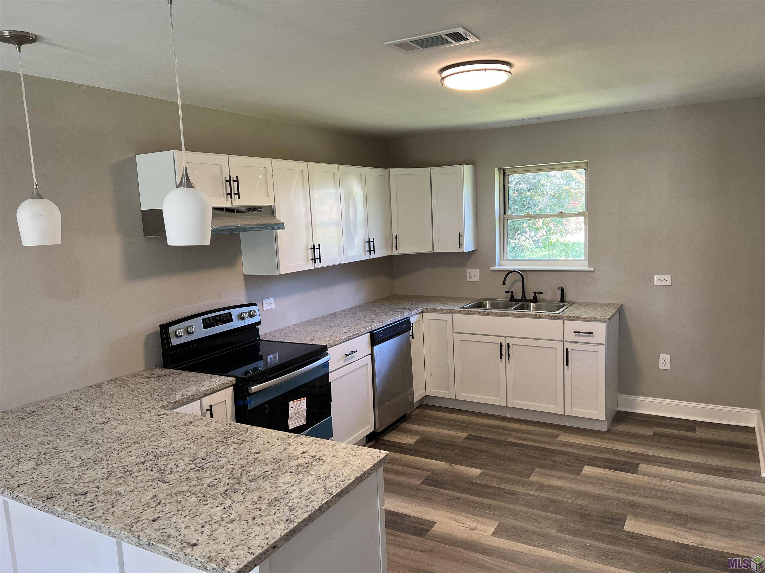 Labadieville, LA 70372,203 Cardinal St