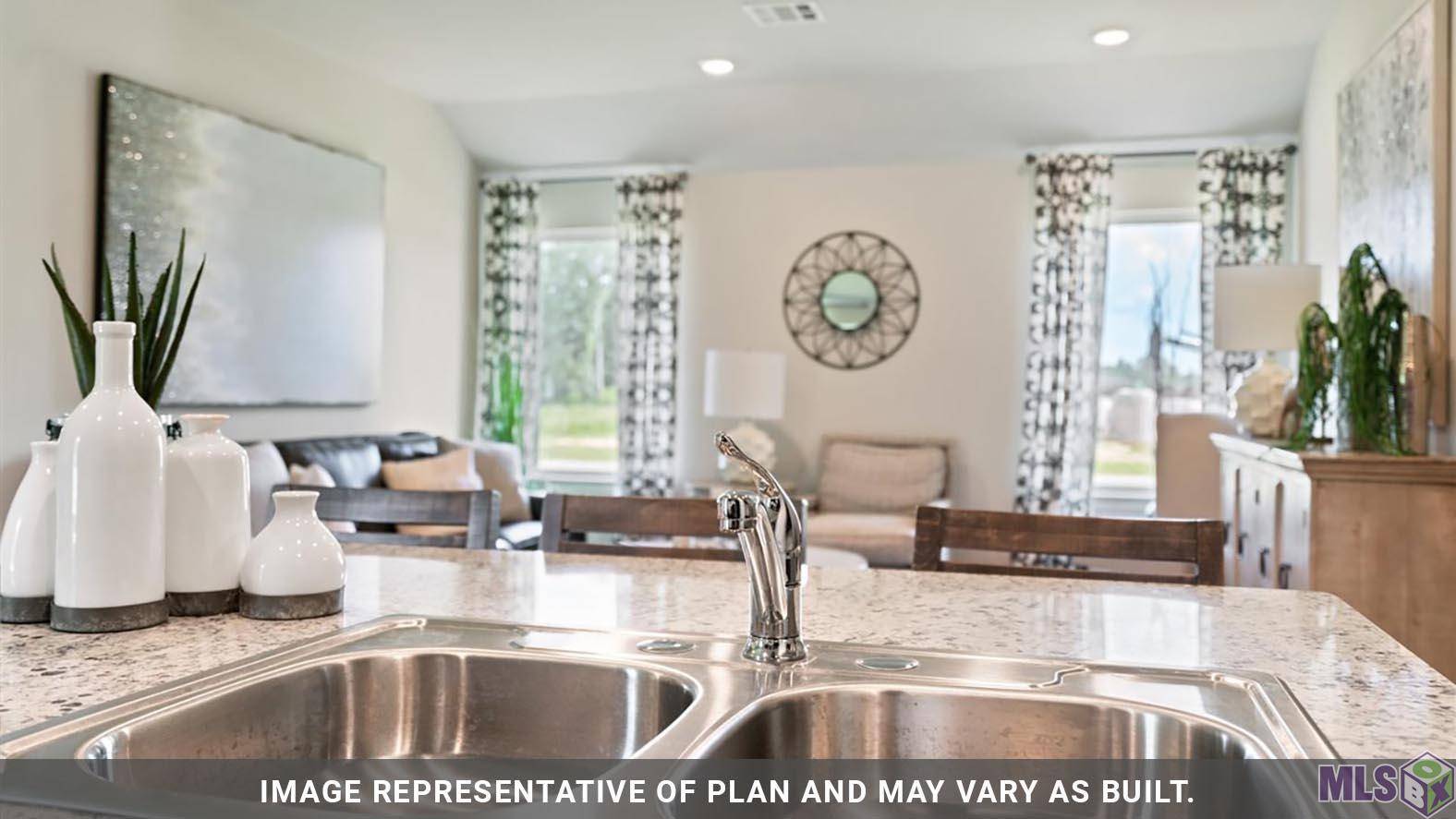 Port Allen, LA 70764,838 N 10th St