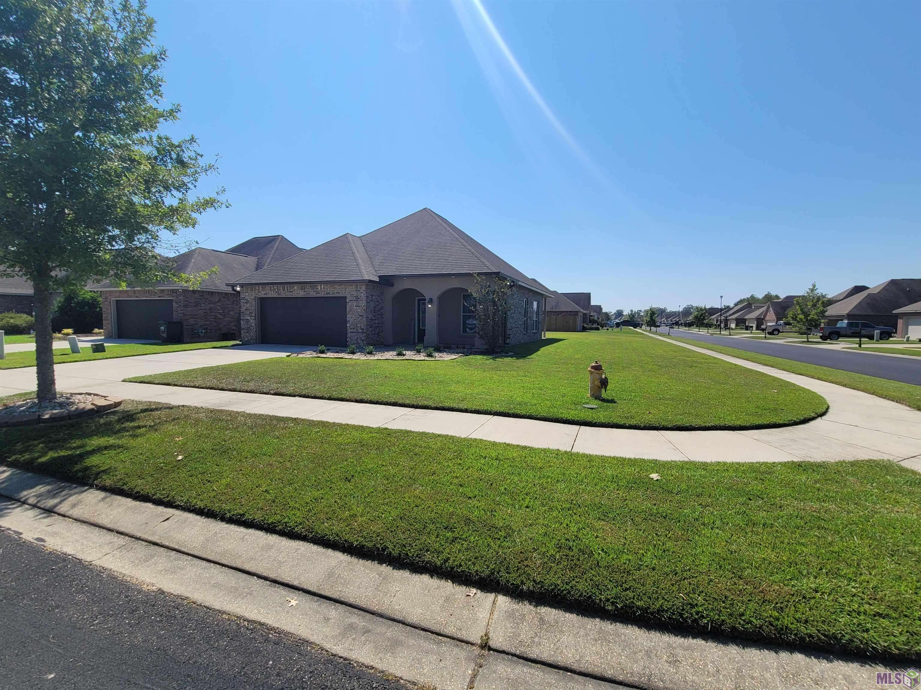 Prairieville, LA 70769,42329 Yellowstone Ave