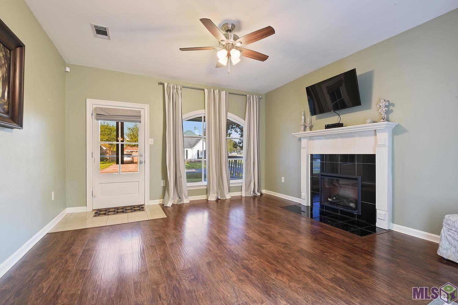 St Amant, LA 70774,11350 Shelly St