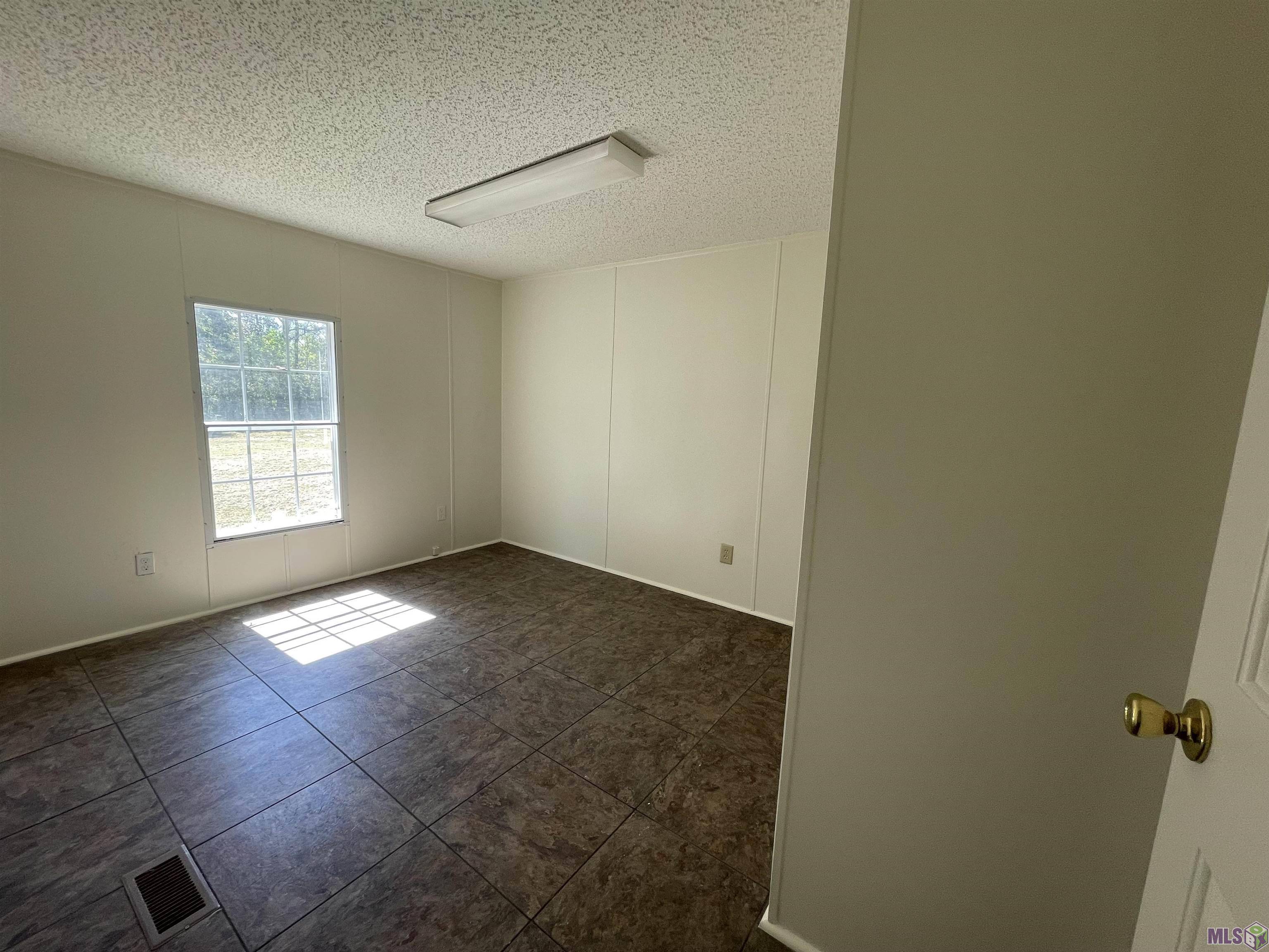 Springfield, LA 70462,23936 Coats Rd