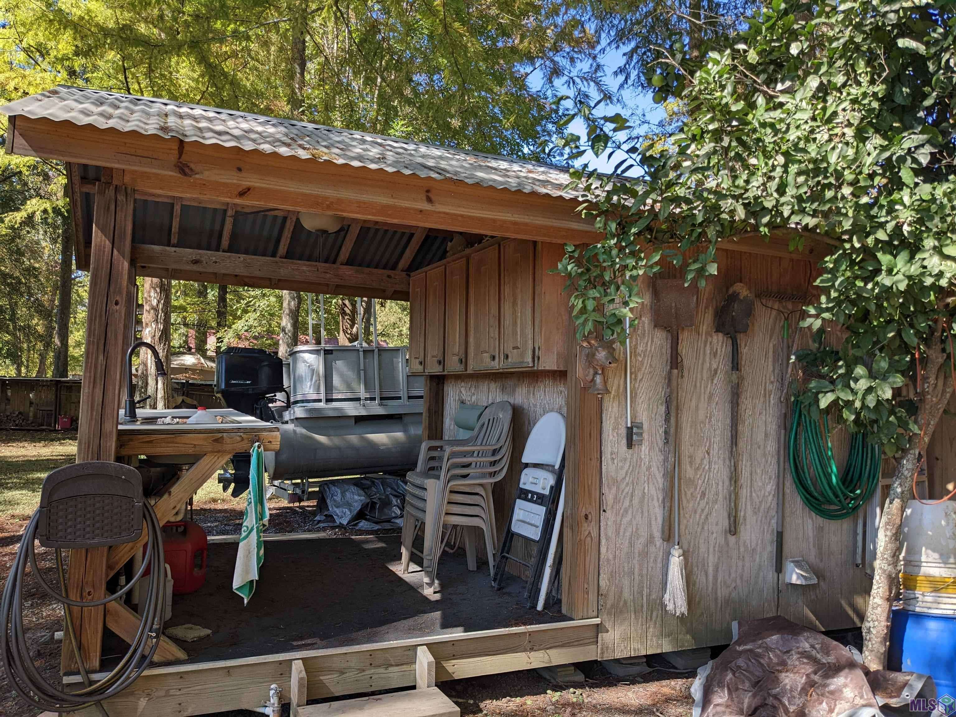 Maringouin, LA 70512,2160 Whiskey Bay Hwy