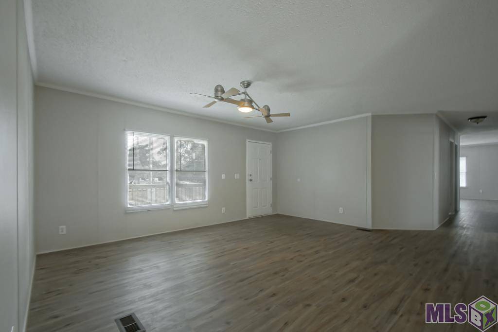 Port Vincent, LA 70726,18223 La Hwy 16