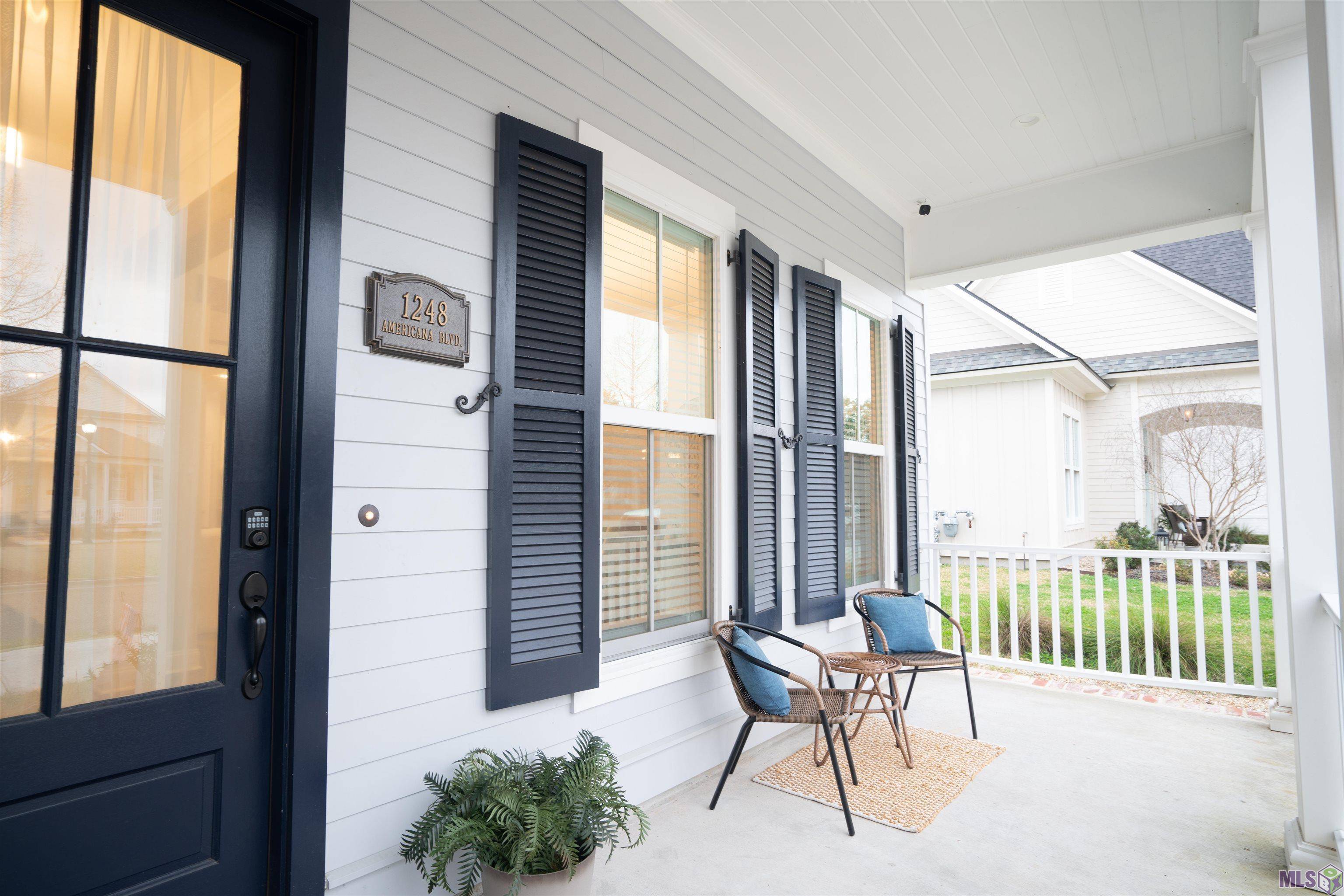 Zachary, LA 70791,1248 Americana Blvd