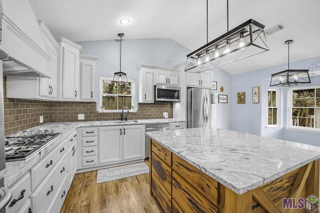 St Amant, LA 70774,46254 S Highway 936