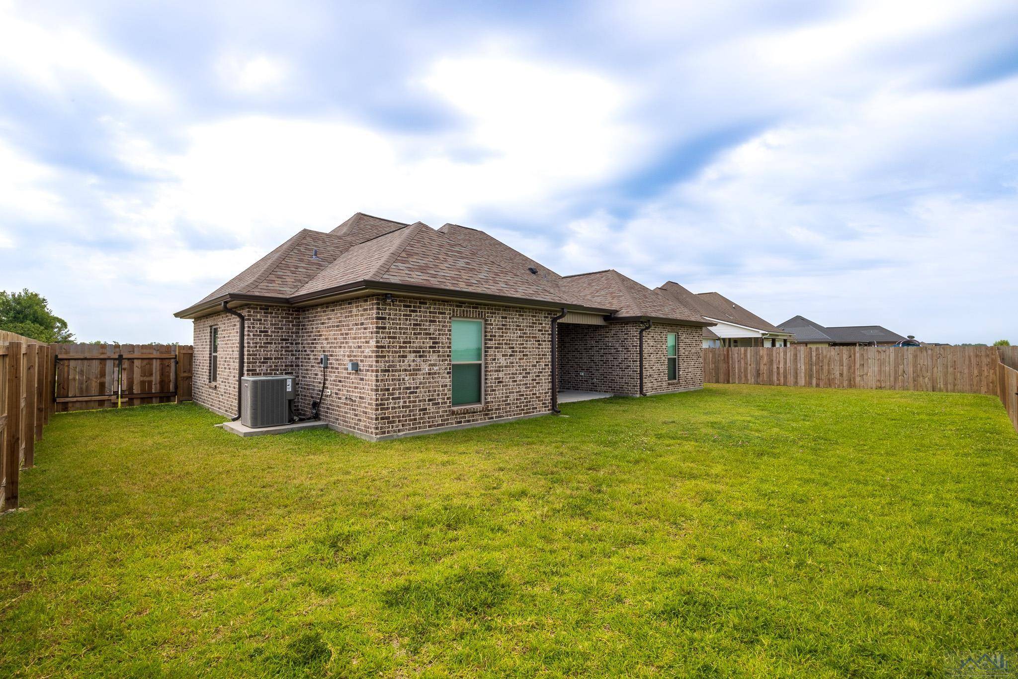 Raceland, LA 70394,184 Le Belle Maison Drive