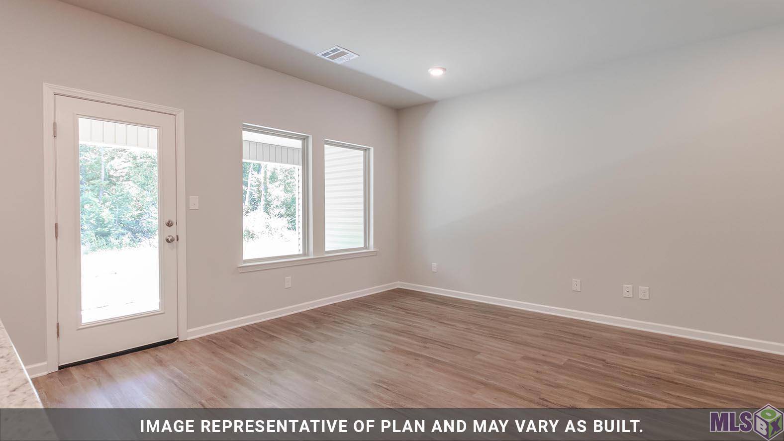 Zachary, LA 70791,15814 Loussier Dr