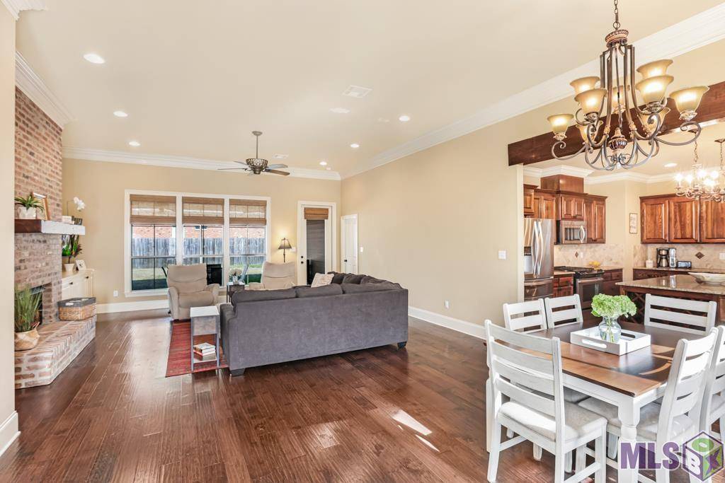 St Gabriel, LA 70776,350 S Club Ave