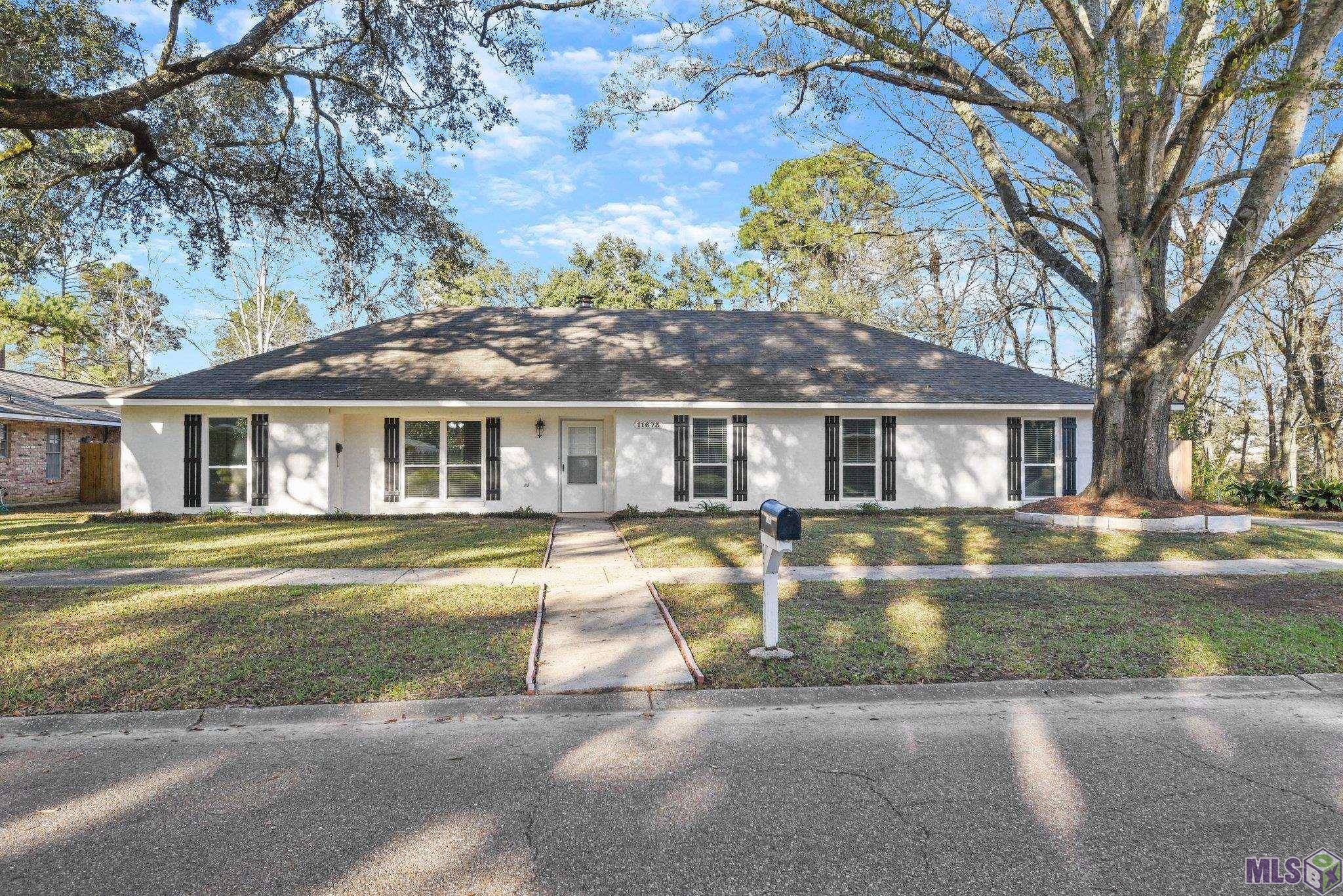 Baton Rouge, LA 70810,11673 Rue Villantray