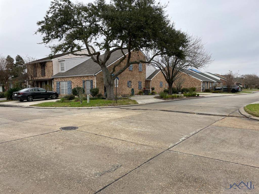 Houma, LA 70364,6861 Linda St ##0