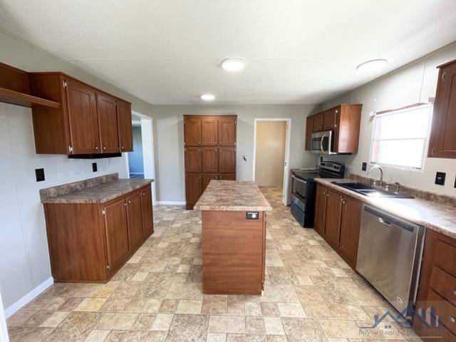 Bourg, LA 70343,4353 Country Dr
