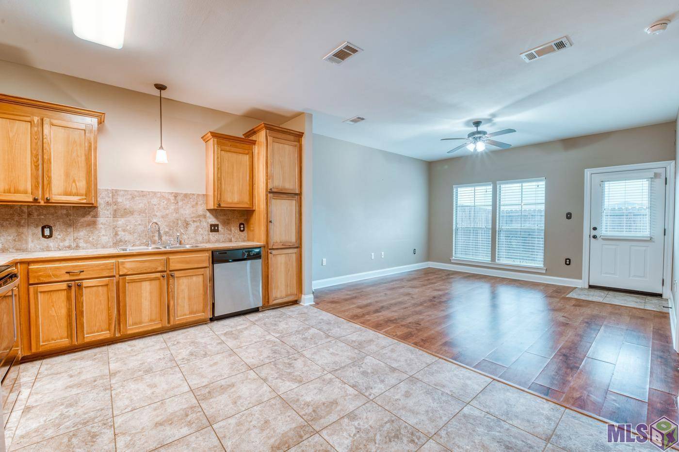 Walker, LA 70785,11705 Burgess Ave ##3A