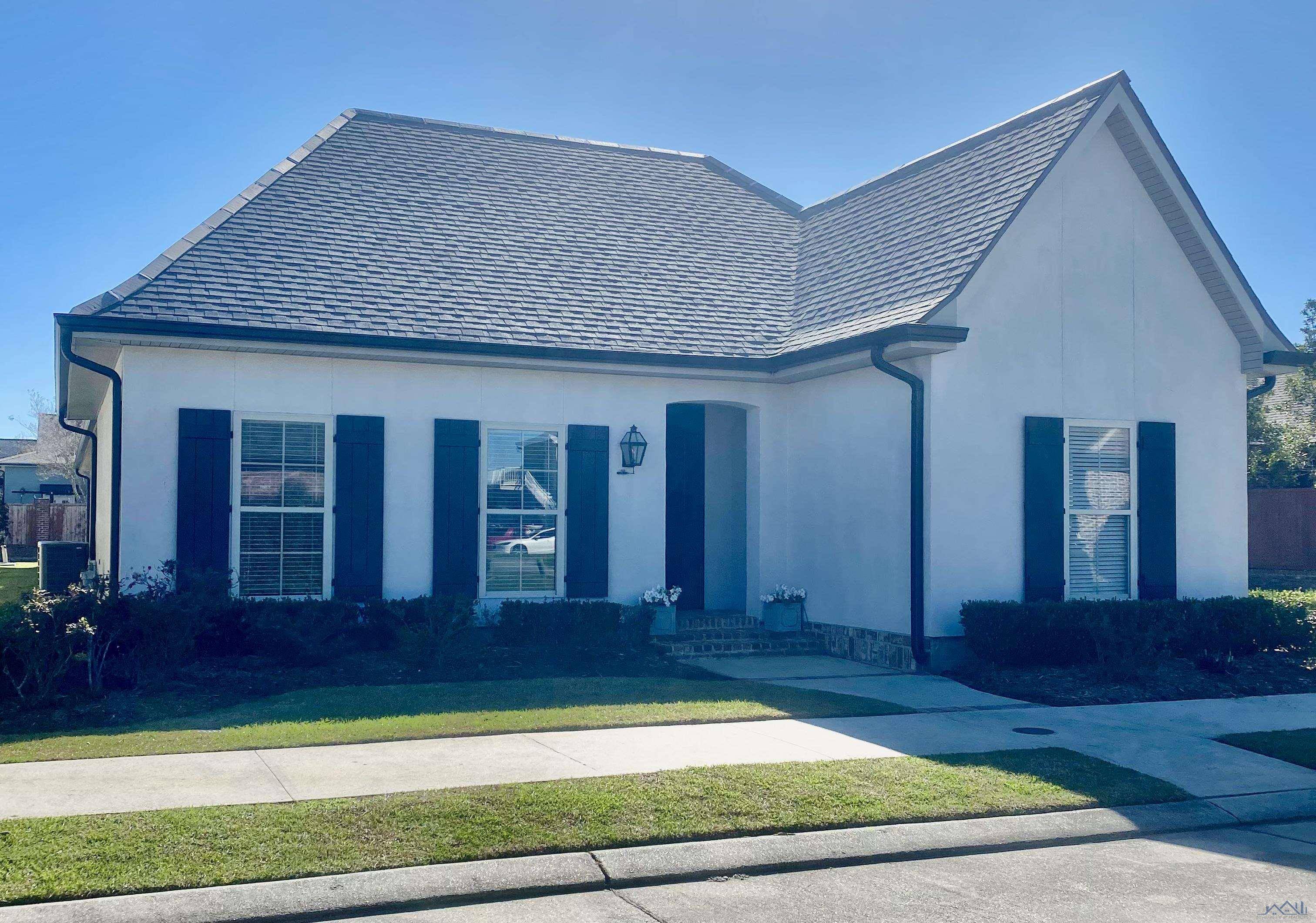 Houma, LA 70360,116 Rue St Cameron