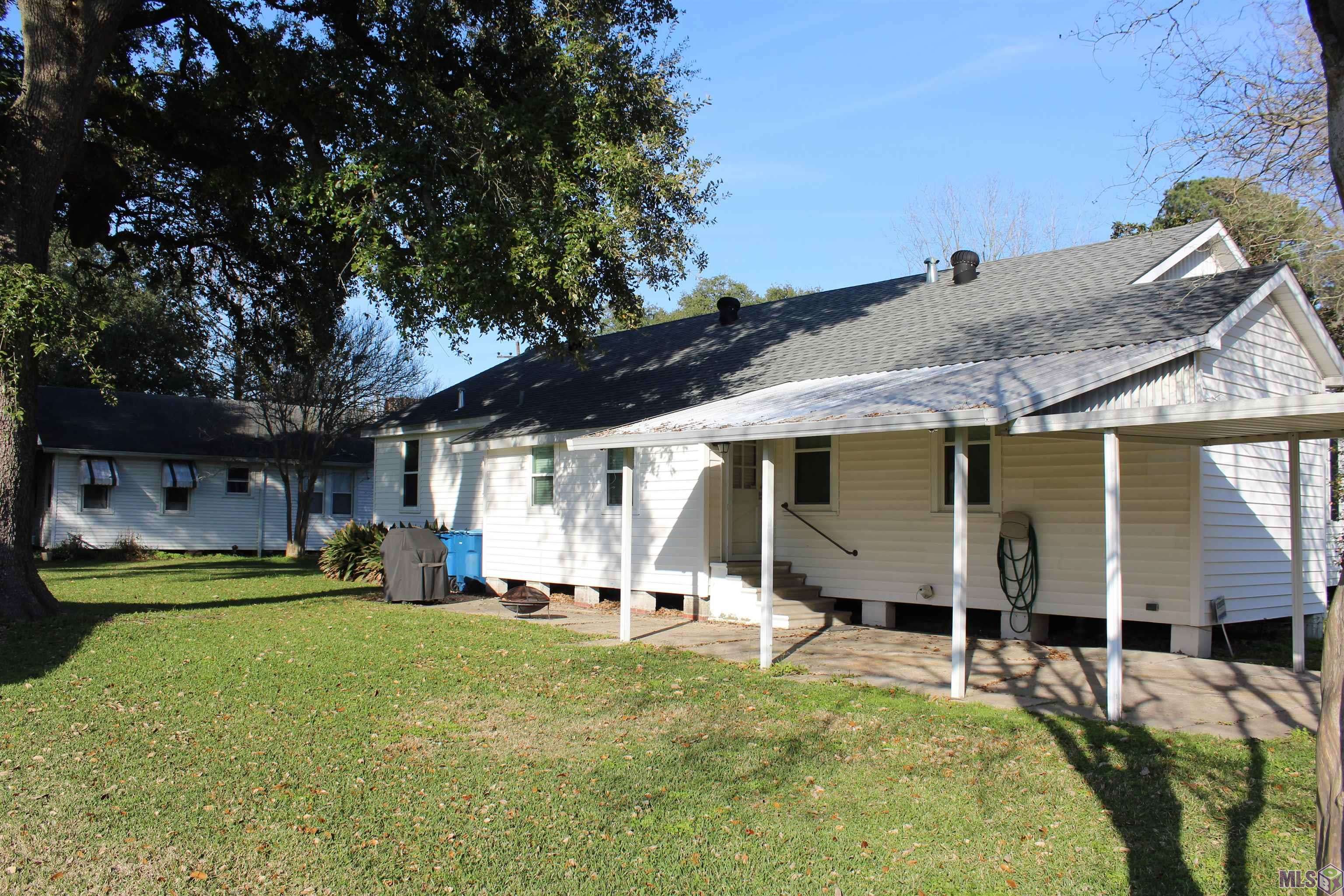 Port Allen, LA 70767,411 7th St