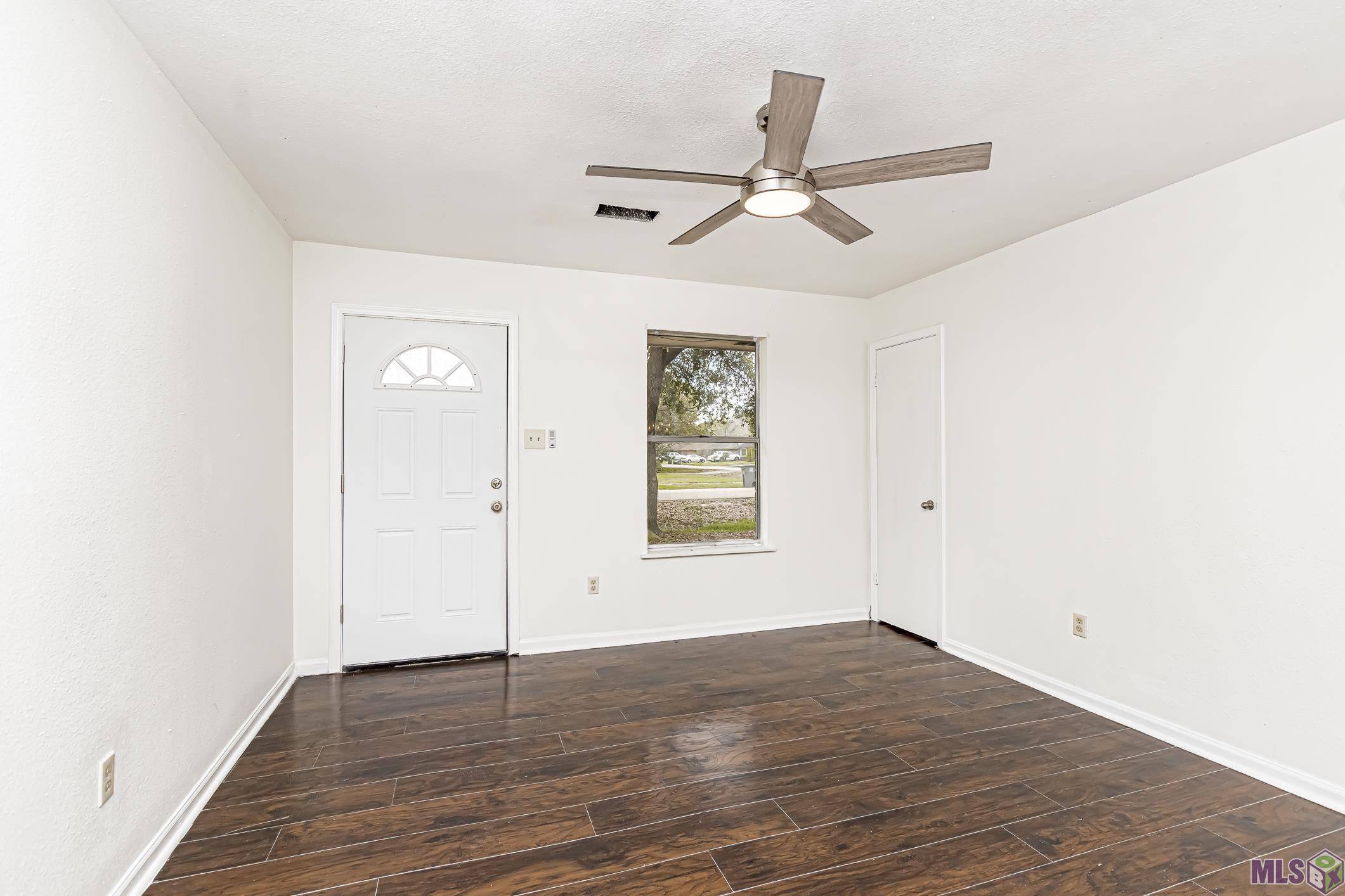 Baker, LA 70714,907 Roman Dr