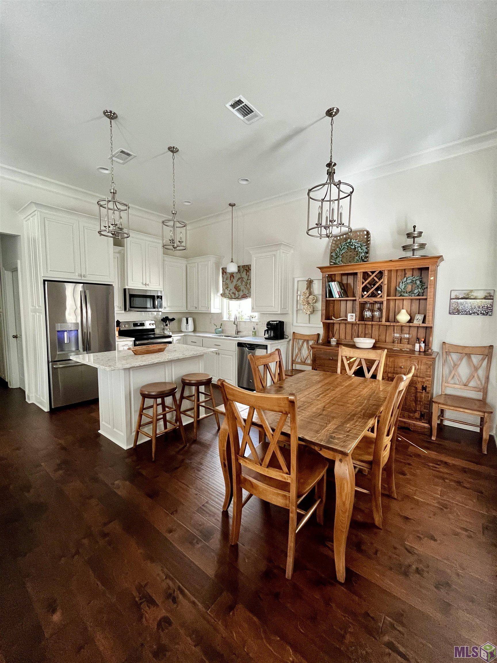 Central, LA 70818,12822 Pirates Alley