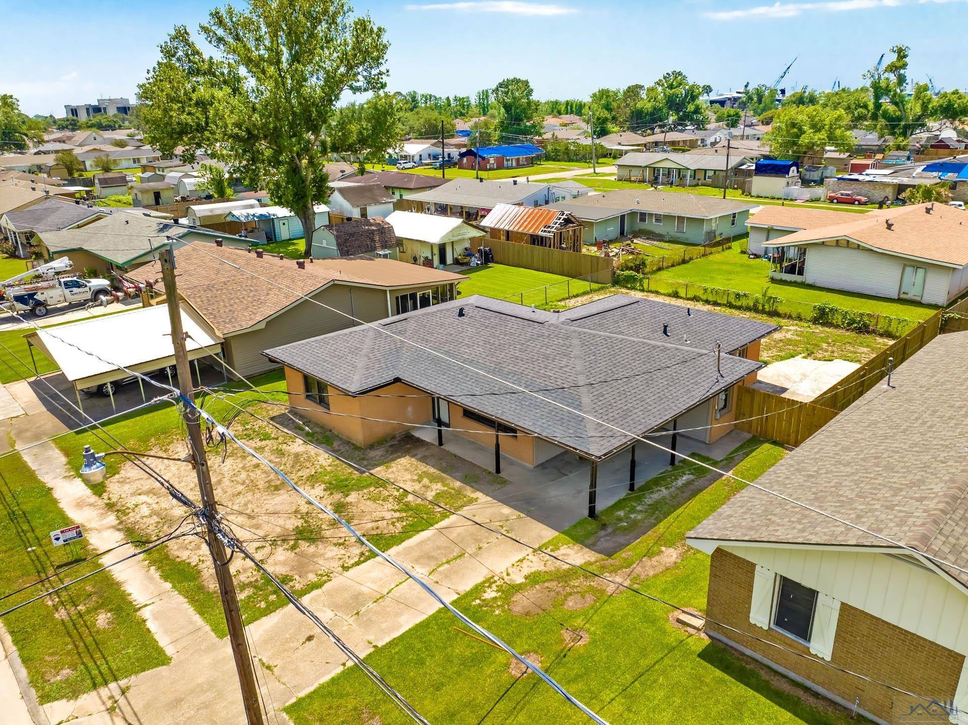 Houma, LA 70363,1808 Acadian Dr