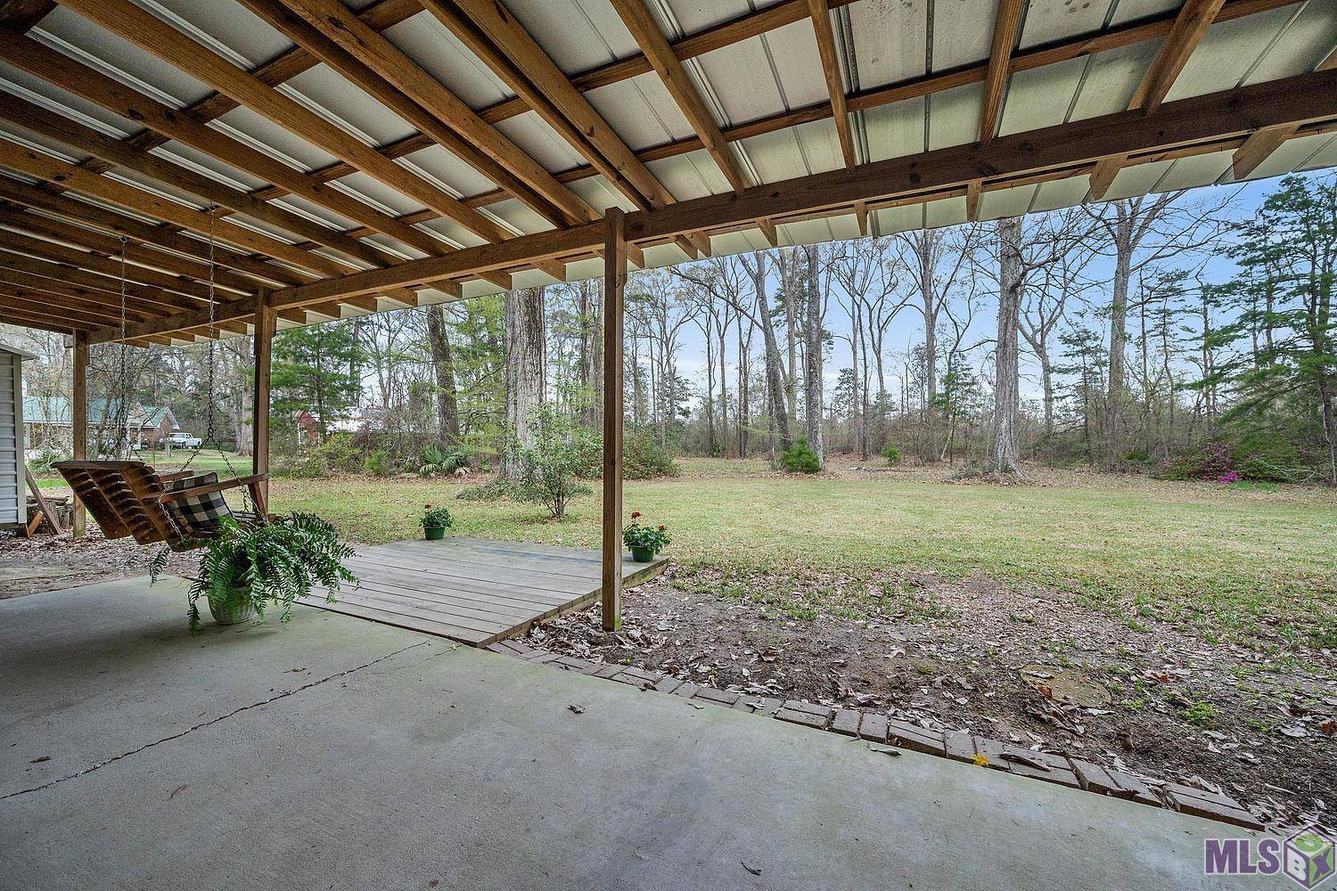 Pride, LA 70770,15333 White Oak Run Dr