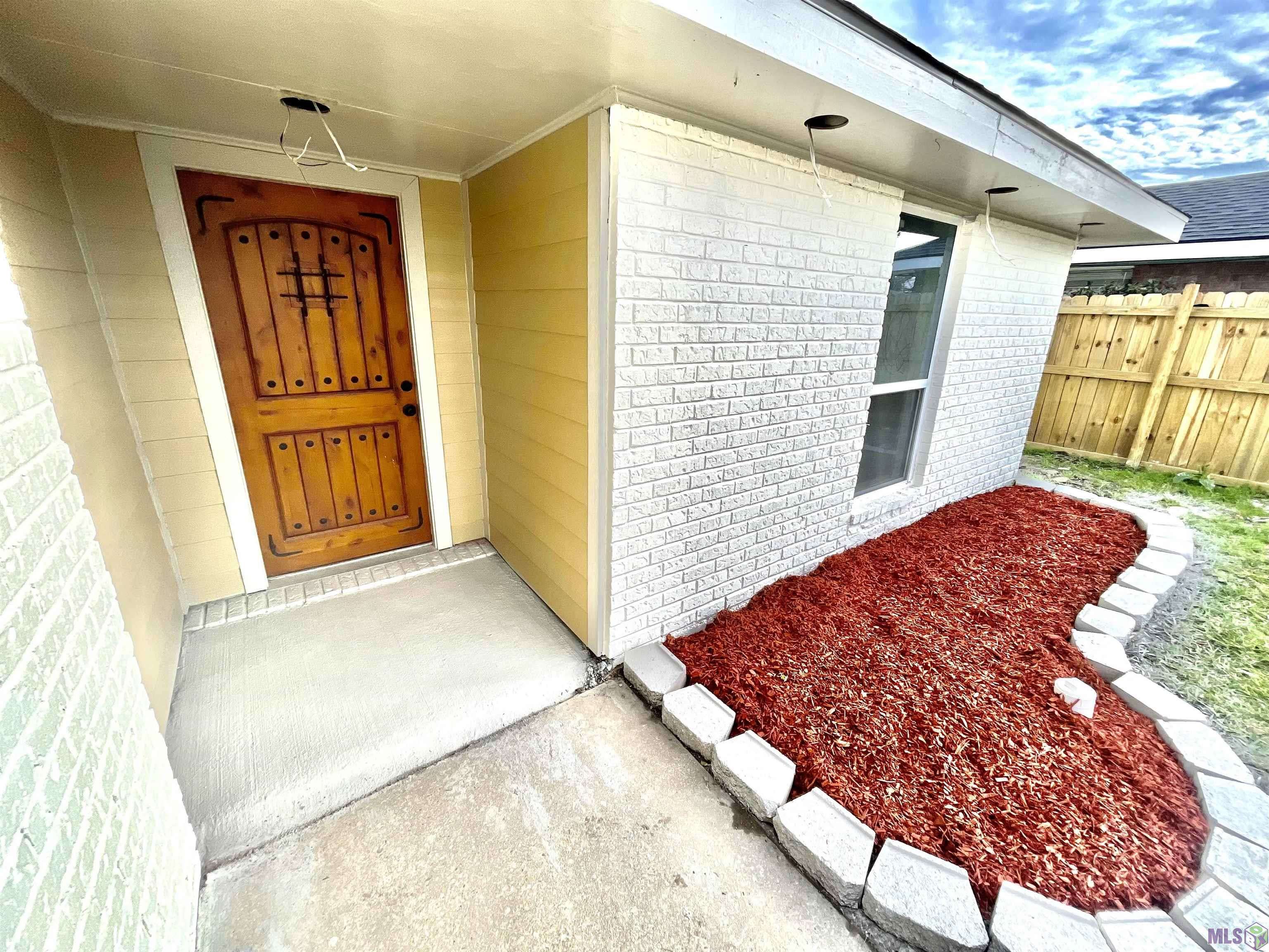 Laplace, LA 70068,1812 Yorktowne Drive
