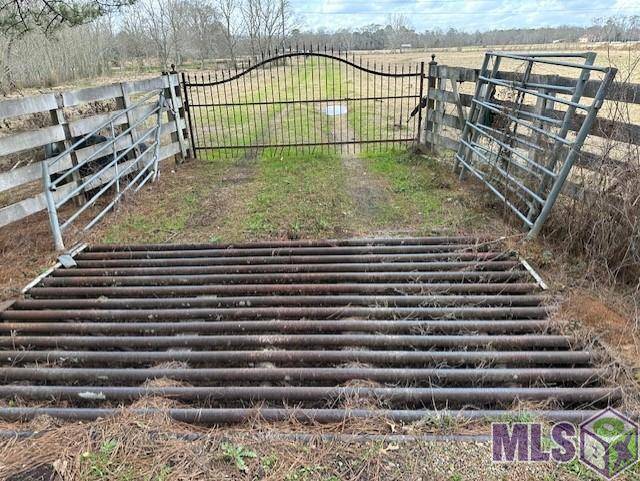 Pride, LA 70770,23875 Riley Rd