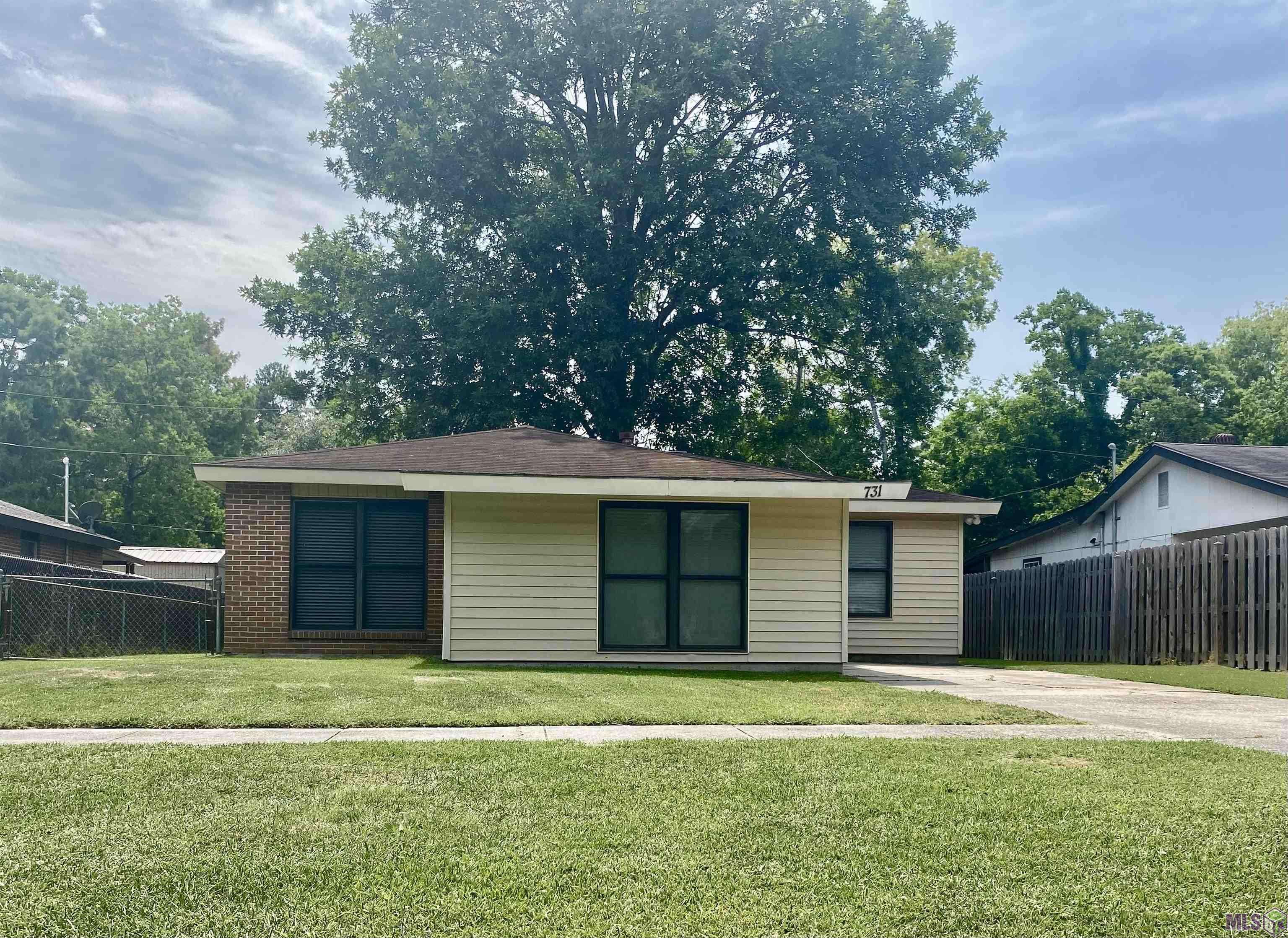 Port Allen, LA 70767,731 S 14th St