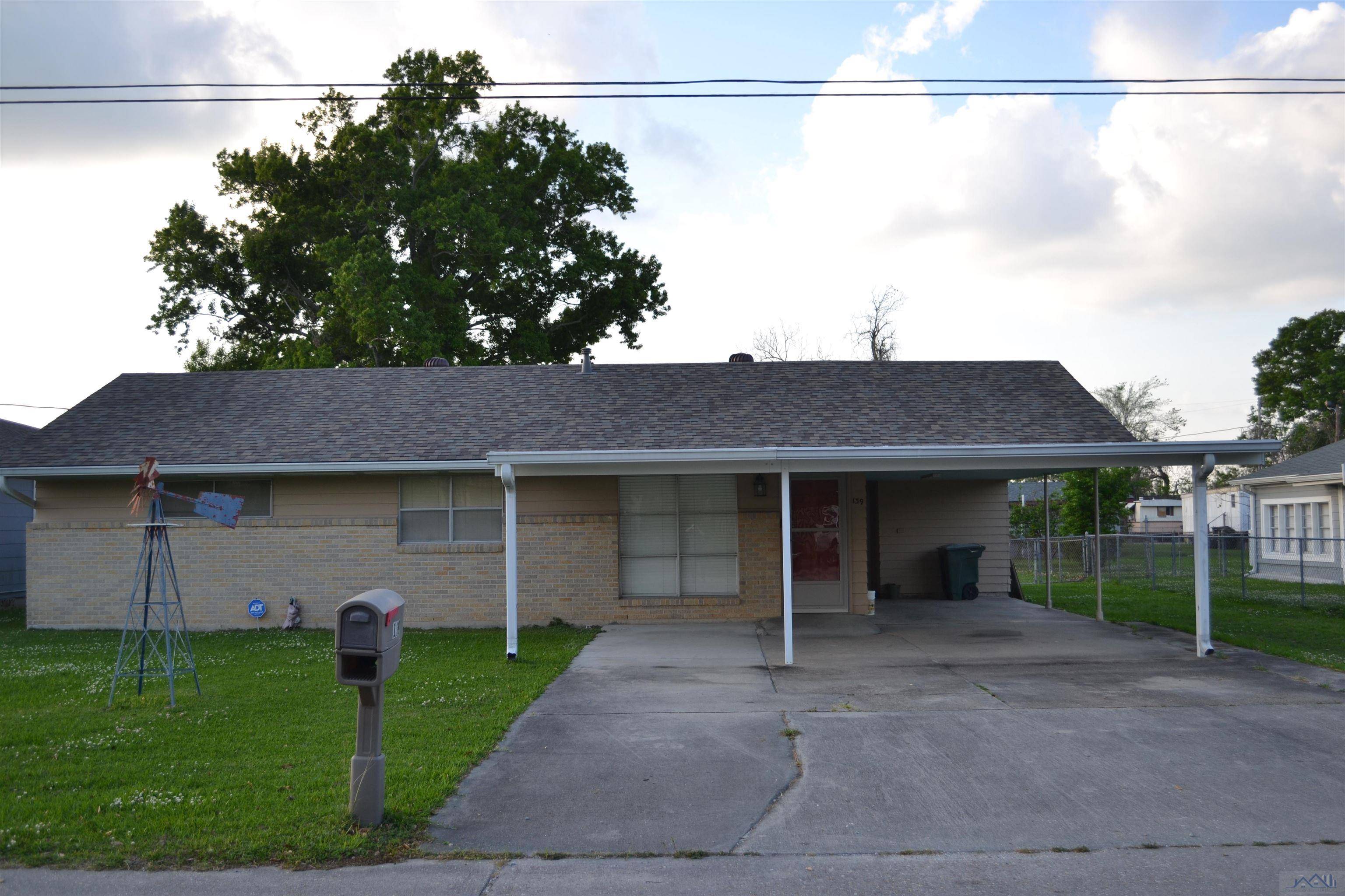 Houma, LA 70364,139 Saint Paul St